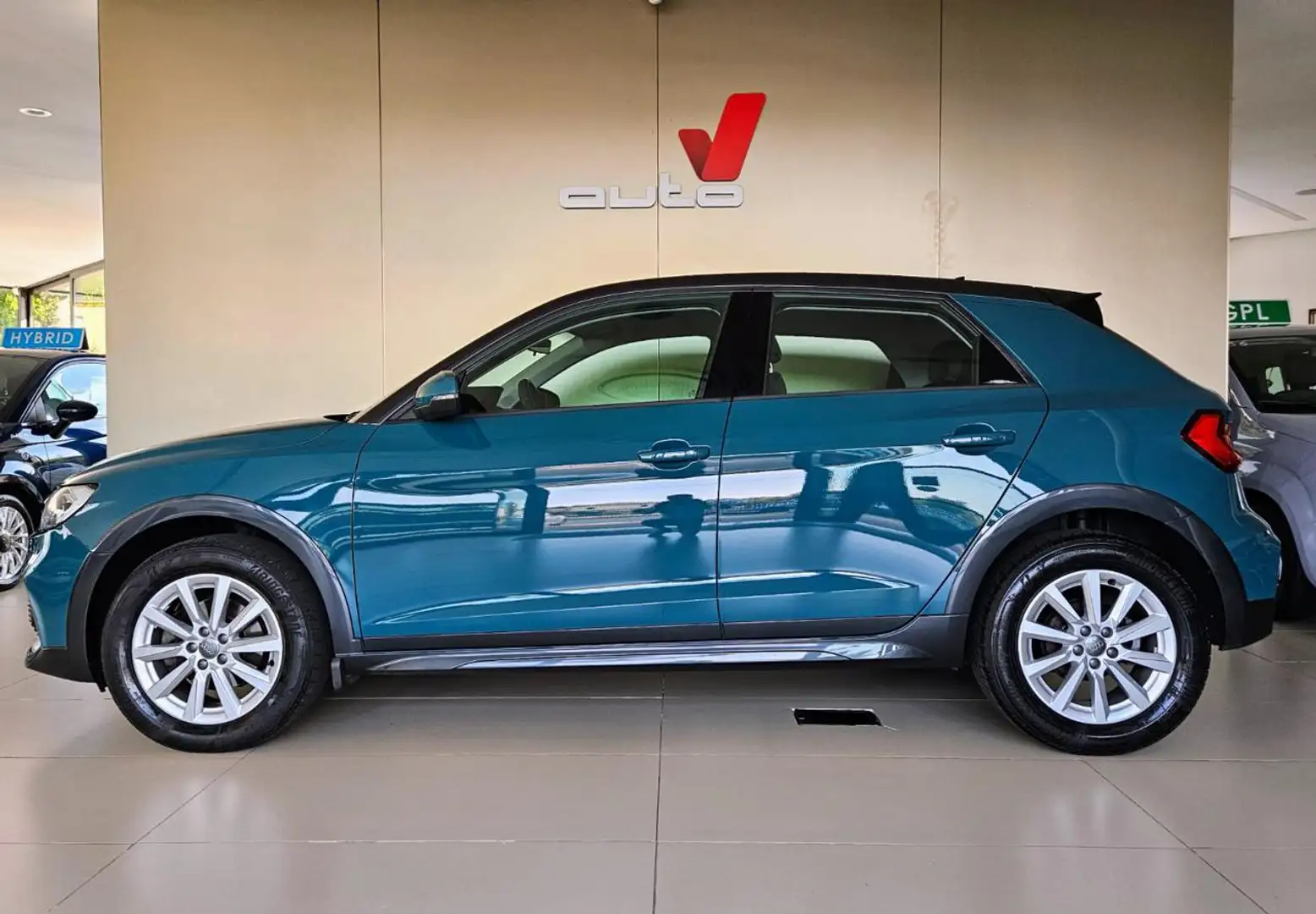 Audi A1 citycarver 30 TFSI +SEDILI RISC+CARICA WIRELESS Bleu - 1