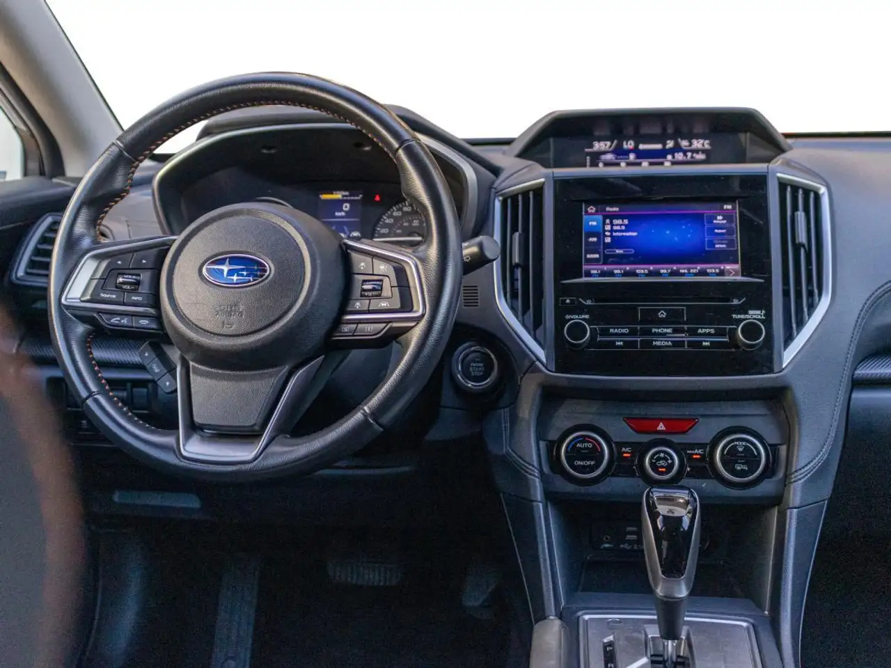 Subaru Crosstrek photo Subaru Crosstrek