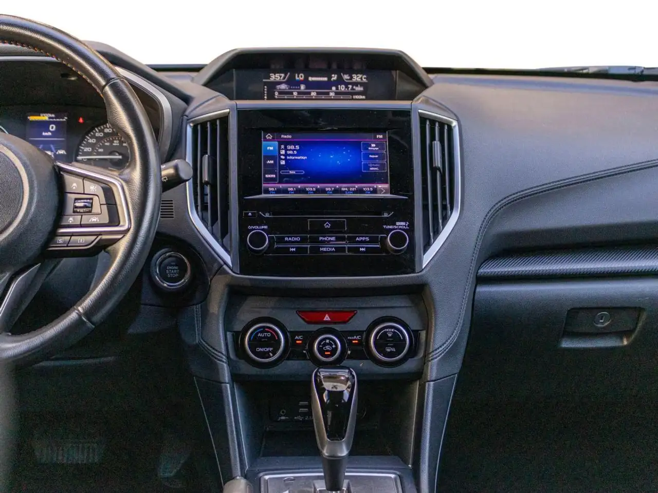 Subaru Crosstrek photo Subaru Crosstrek