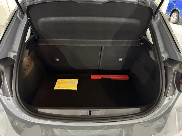 Opel Corsa view 12