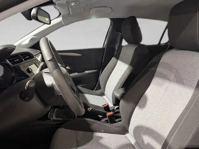 Opel Corsa view 4