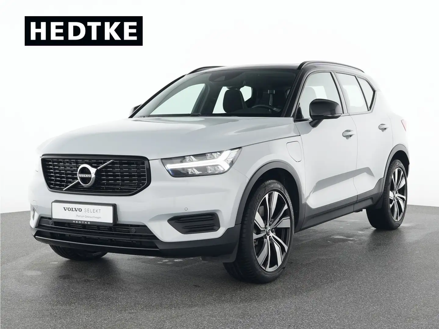 Volvo XC40 T4 Recharge Geartronic R-Design 20"+PANO Silber - 1