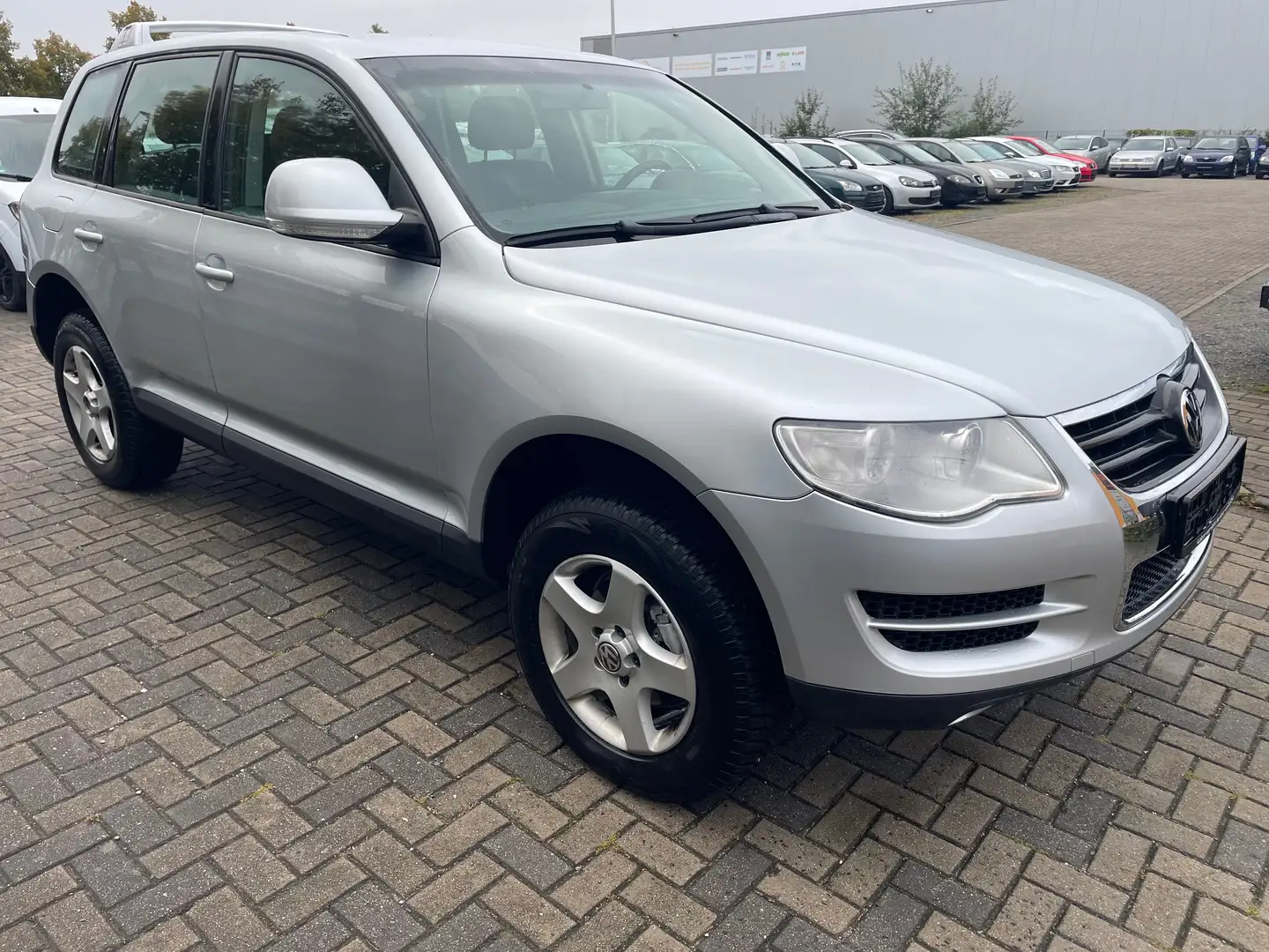 Volkswagen Touareg Allrad TDI W+S HU neu Gris - 2