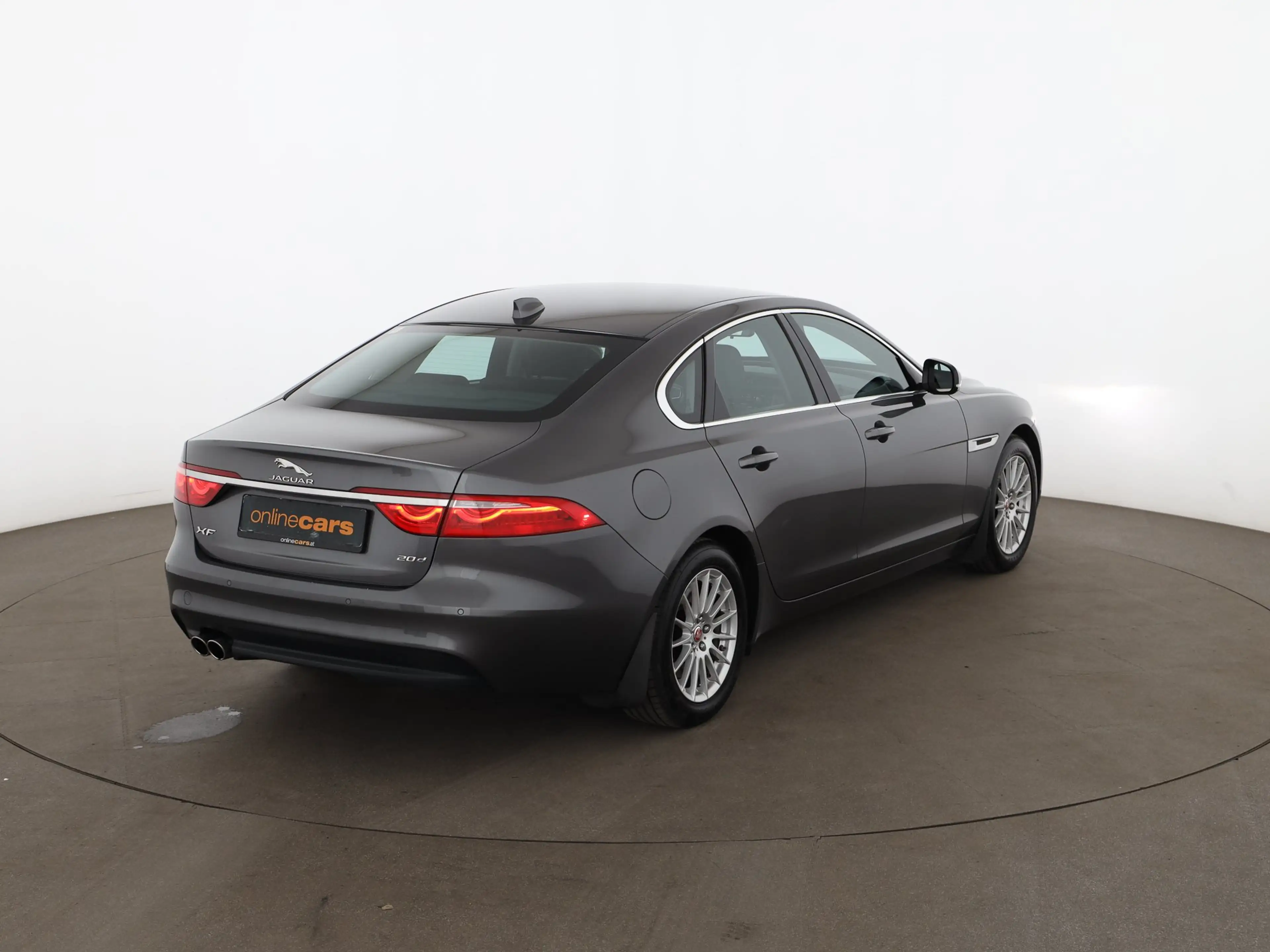 Jaguar XF 20d Pure Aut XENON ASSIST TEMPOMAT — photo 2