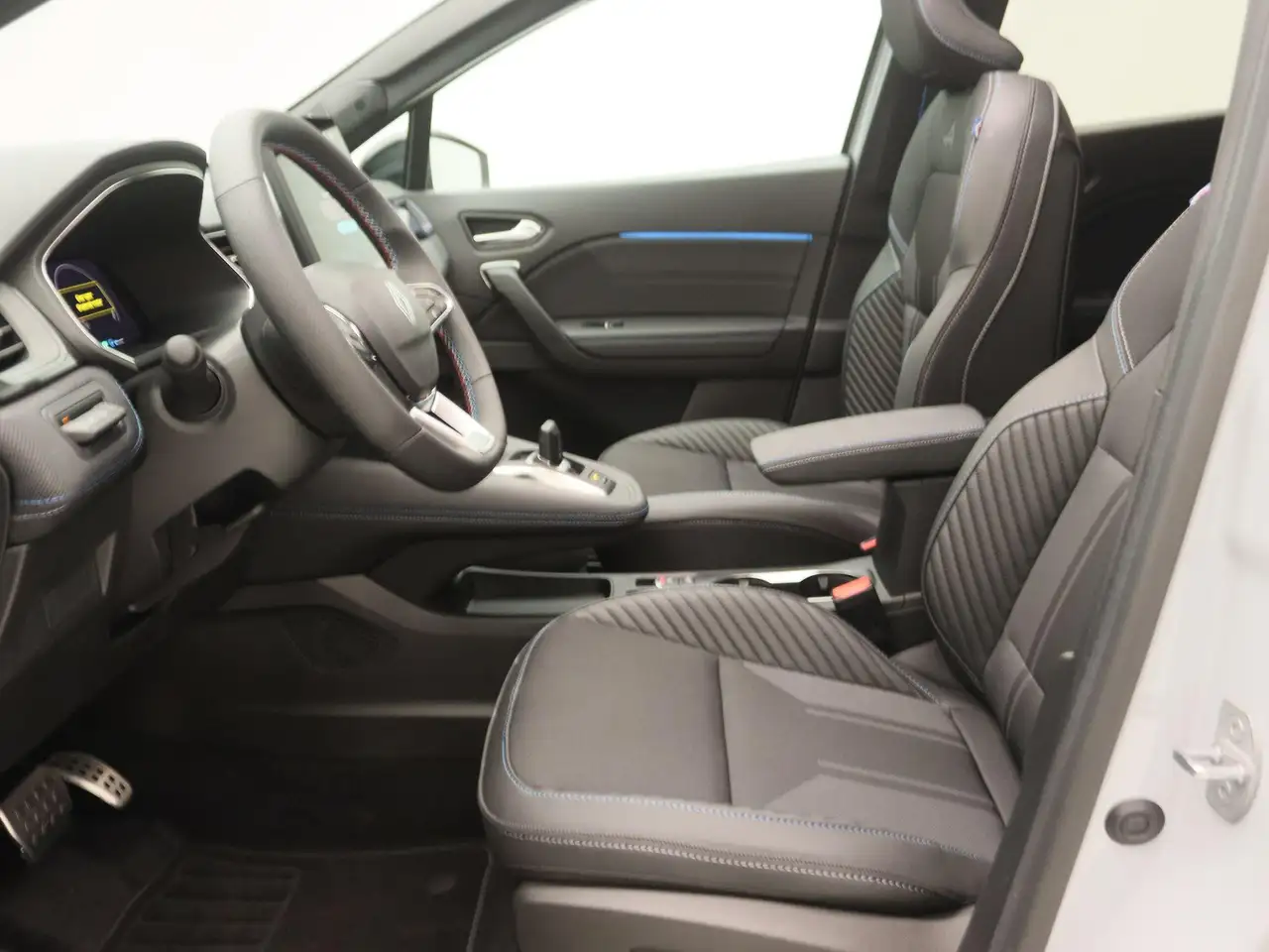 Renault Captur 2026 — фото 11
