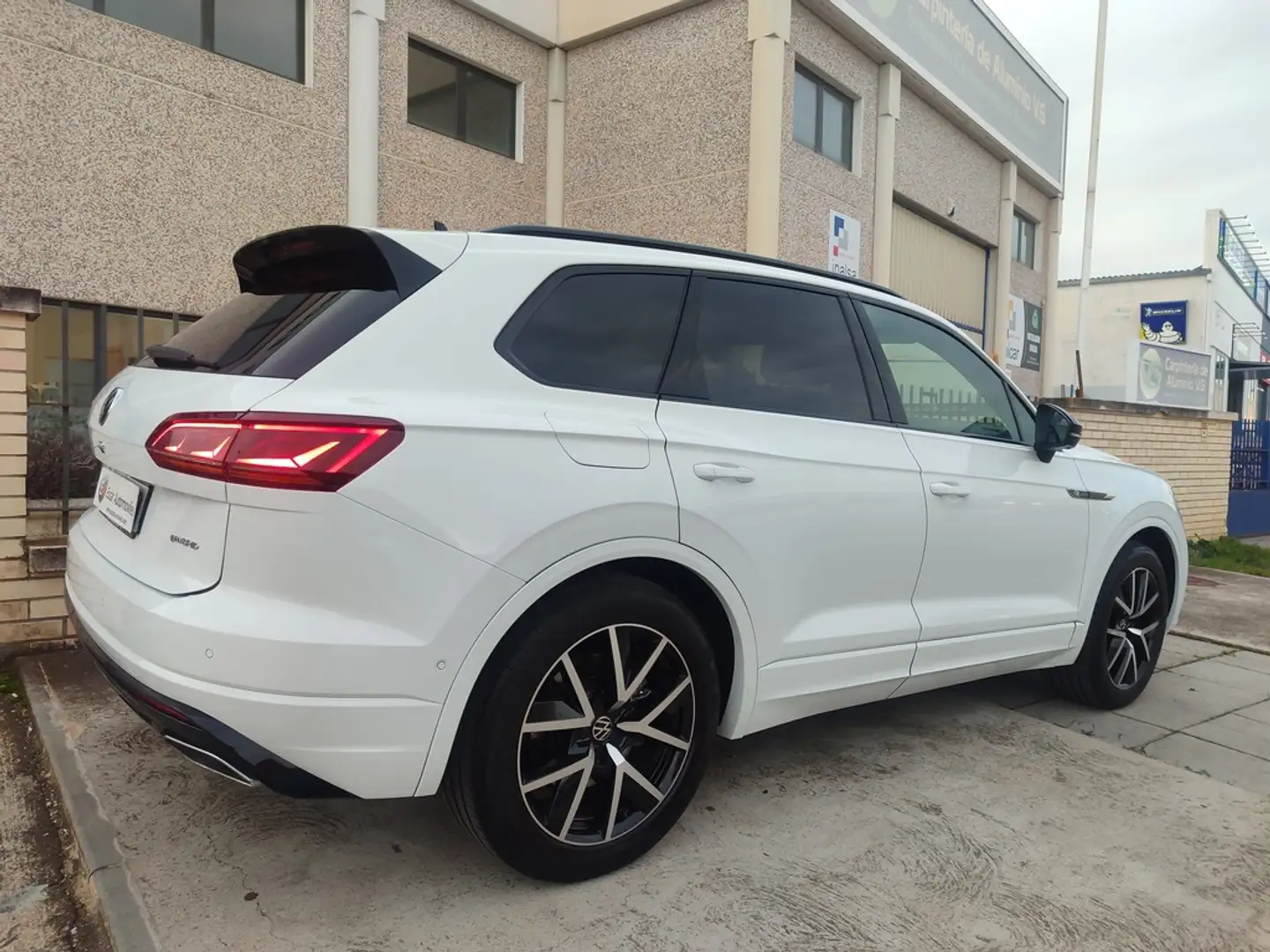 Volkswagen Touareg 3.0TSI V6 R 4Motion Tiptronic Blanco - 2