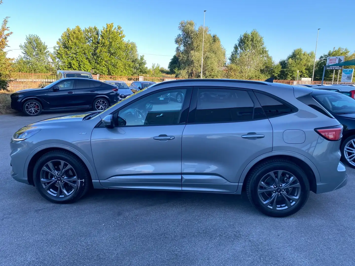 Ford Kuga Kuga 1.5 EcoBlue 120 CV aut. 2WD ST-Line Gris - 2