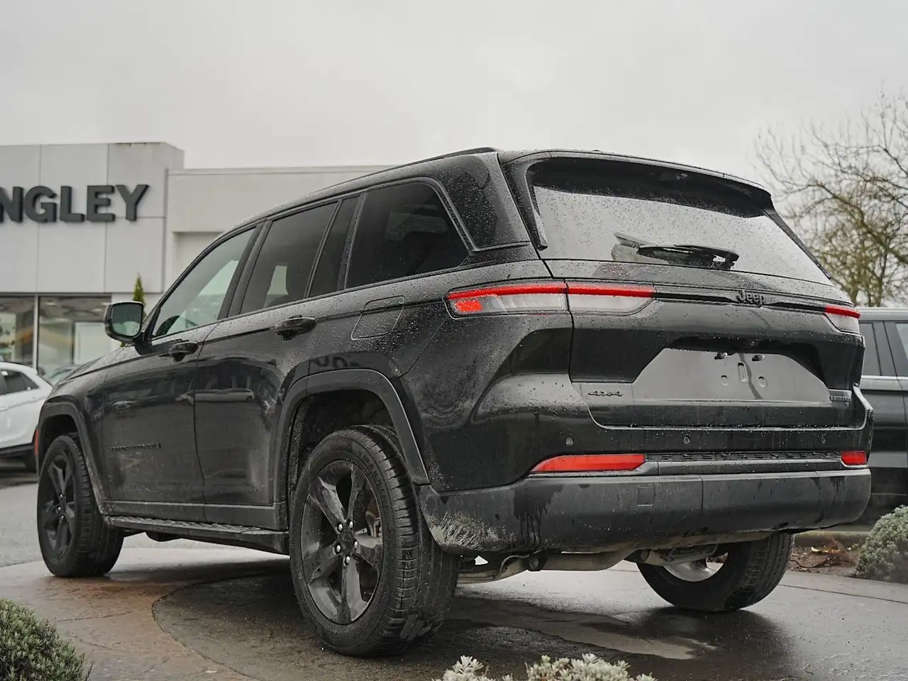Jeep Grand Cherokee снимка Jeep Grand Cherokee