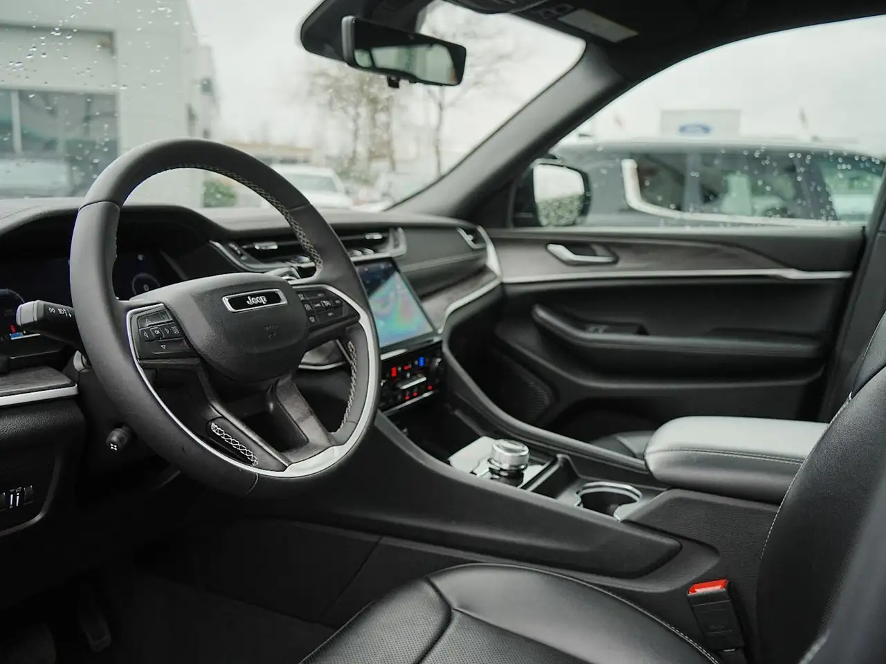 Jeep Grand Cherokee снимка Jeep Grand Cherokee