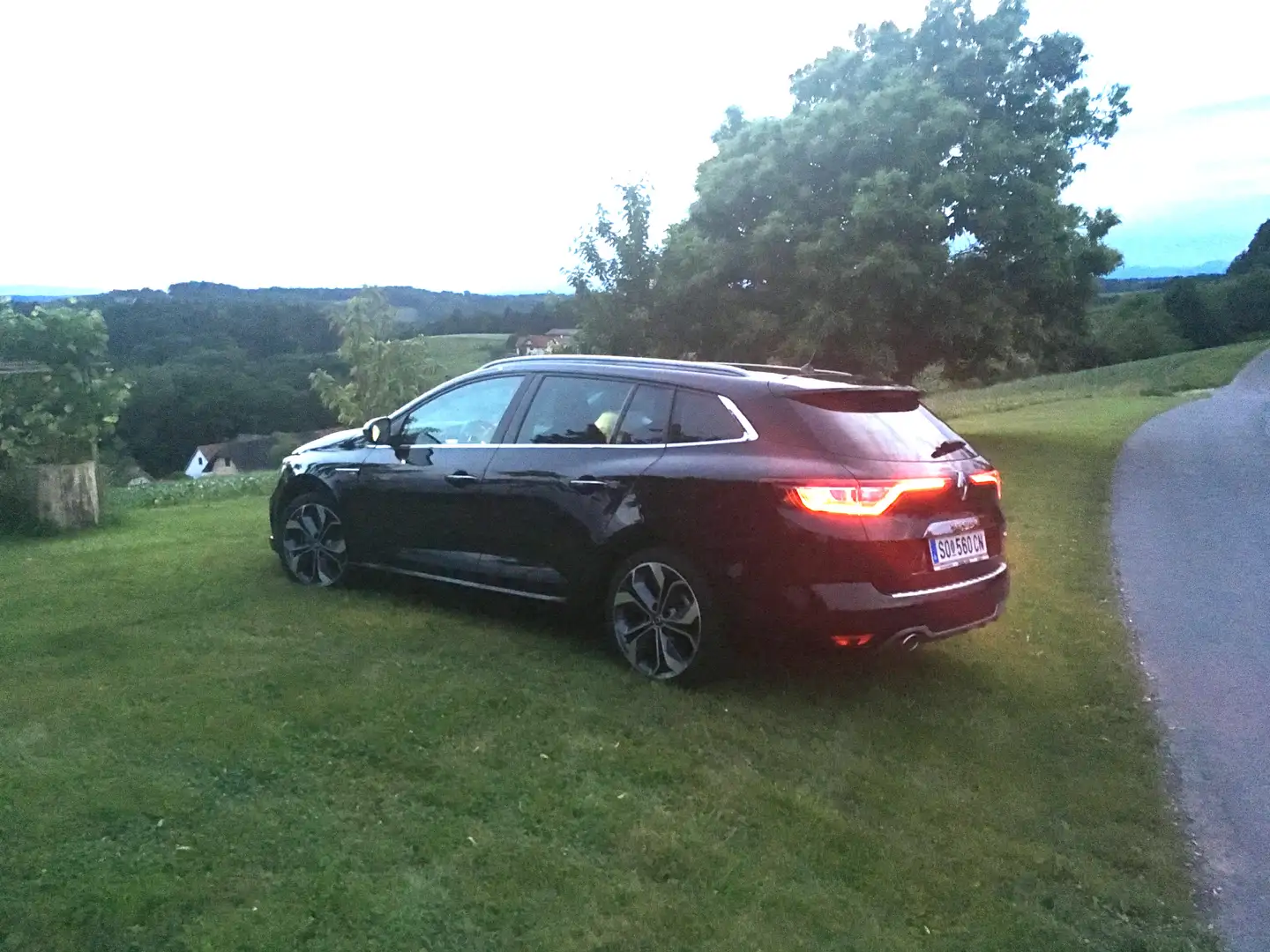 Renault Megane Mégane Grandtour GT-Line Energy dCi 130 GT-Line Schwarz - 2