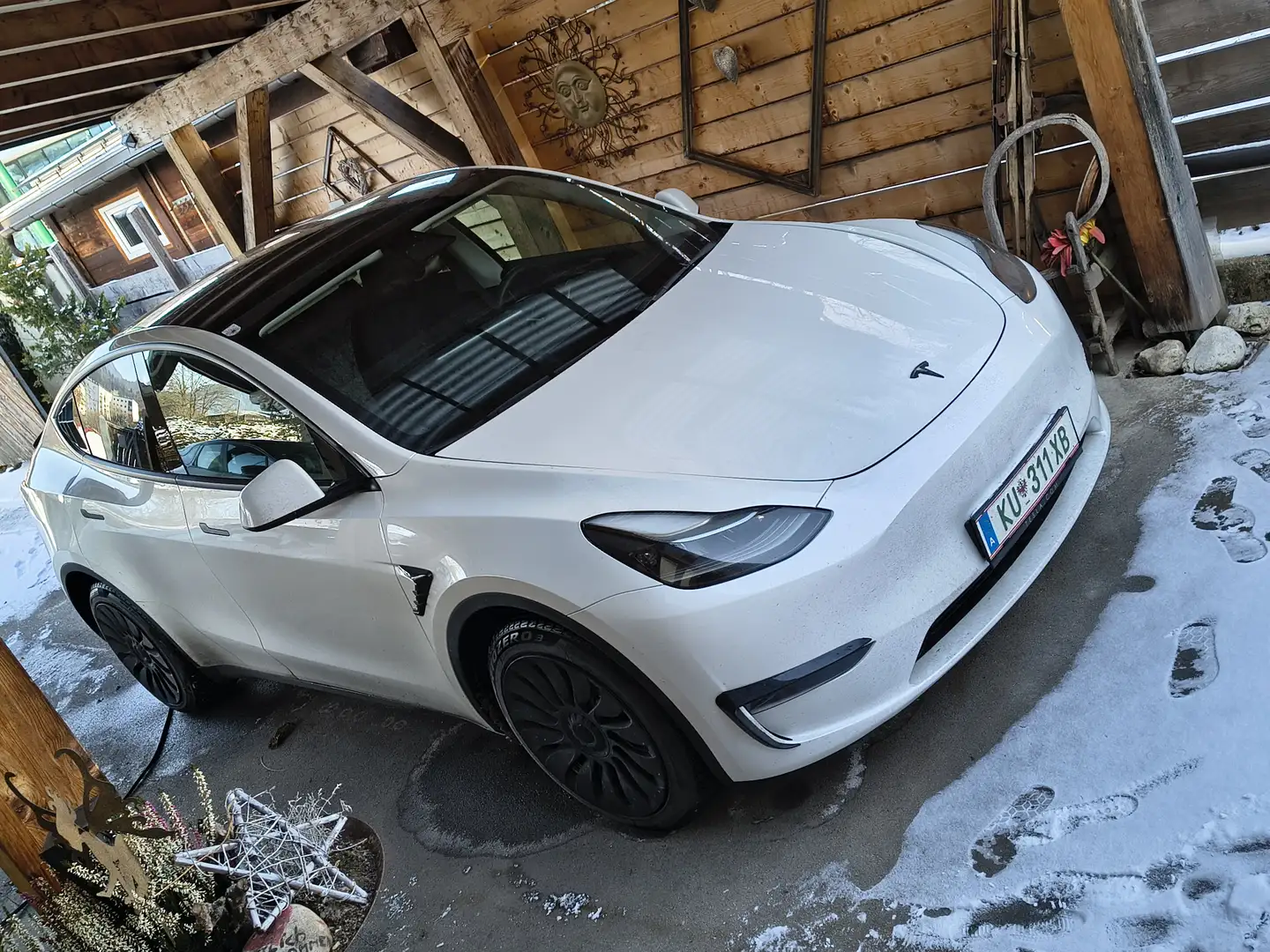Tesla Model Y Model Y Long Range AWD 79kWh Weiß - 1
