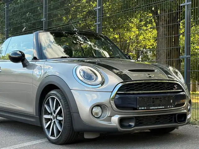 MINI Cooper S Cabrio Leder Navi Kamera LED  Xenon