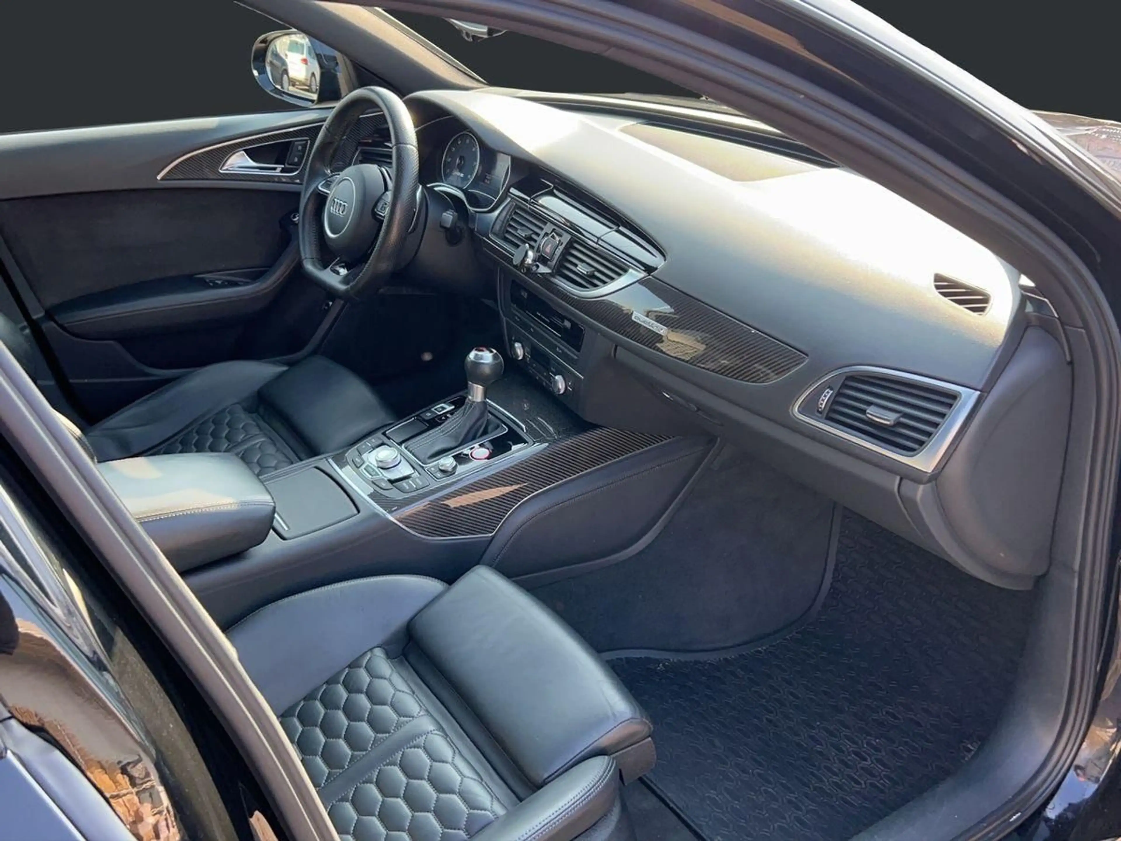 Audi RS6 4.0 TFSI quattro Performance*Pano* — photo 12