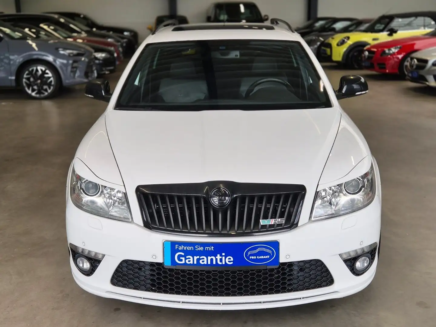Skoda Octavia OCTAVIA RS COMBI 2.0 TDI LEDER NAV XENON SHZ PDC Weiß - 2