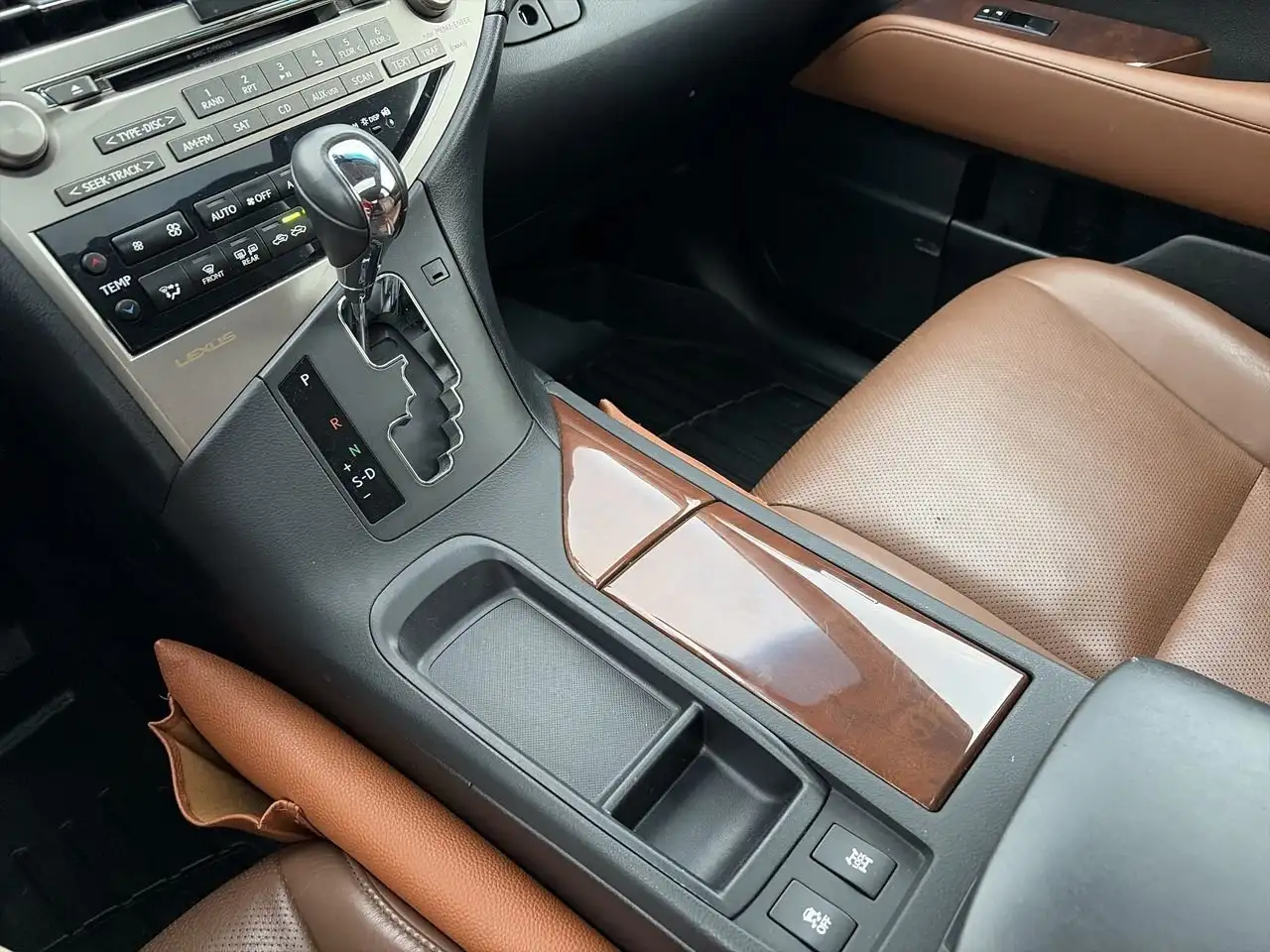 Lexus RX photo Lexus RX