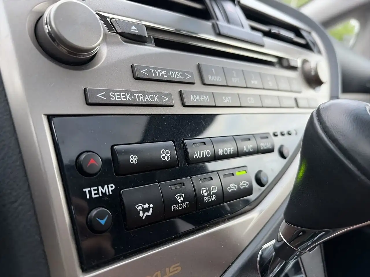 Lexus RX photo Lexus RX