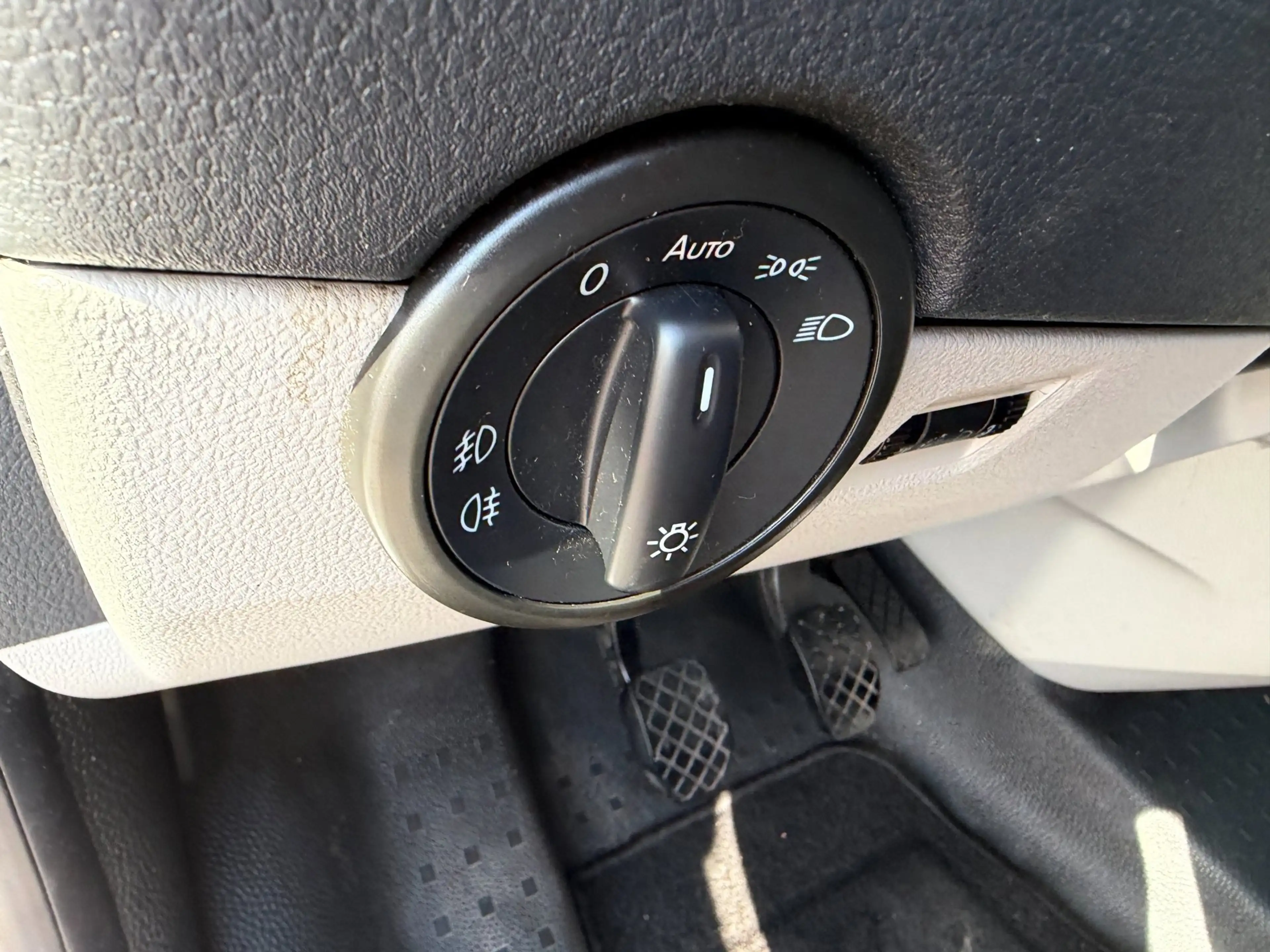 Volkswagen Transporter 2.0 TDI L1H2 Highline AIrco|Cruise|Carplay — photo 13