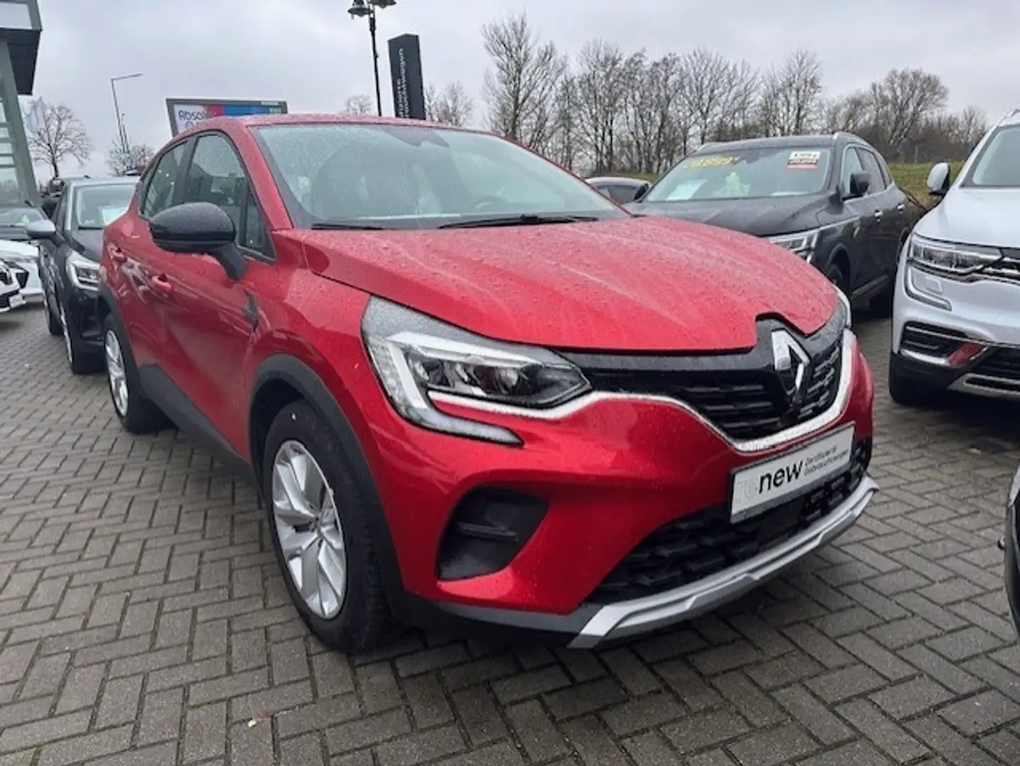 Renault Captur 1.3 TCe 140 EVOLUTION Klima Automatik Rot - 1