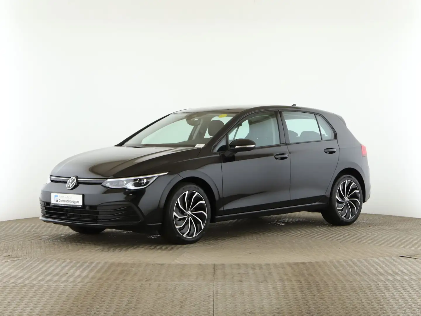 Volkswagen Golf VIII 1.0 eTSI Life *Pano*Matrix*RFK*Navi*Ap Schwarz - 2