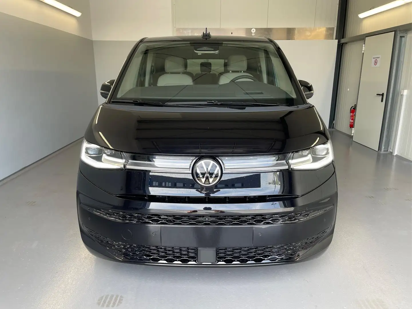 Volkswagen T7 Multivan Style eHybrid 4Motion LÜ 7Si+360°+Pano+ergoComf... Schwarz - 2