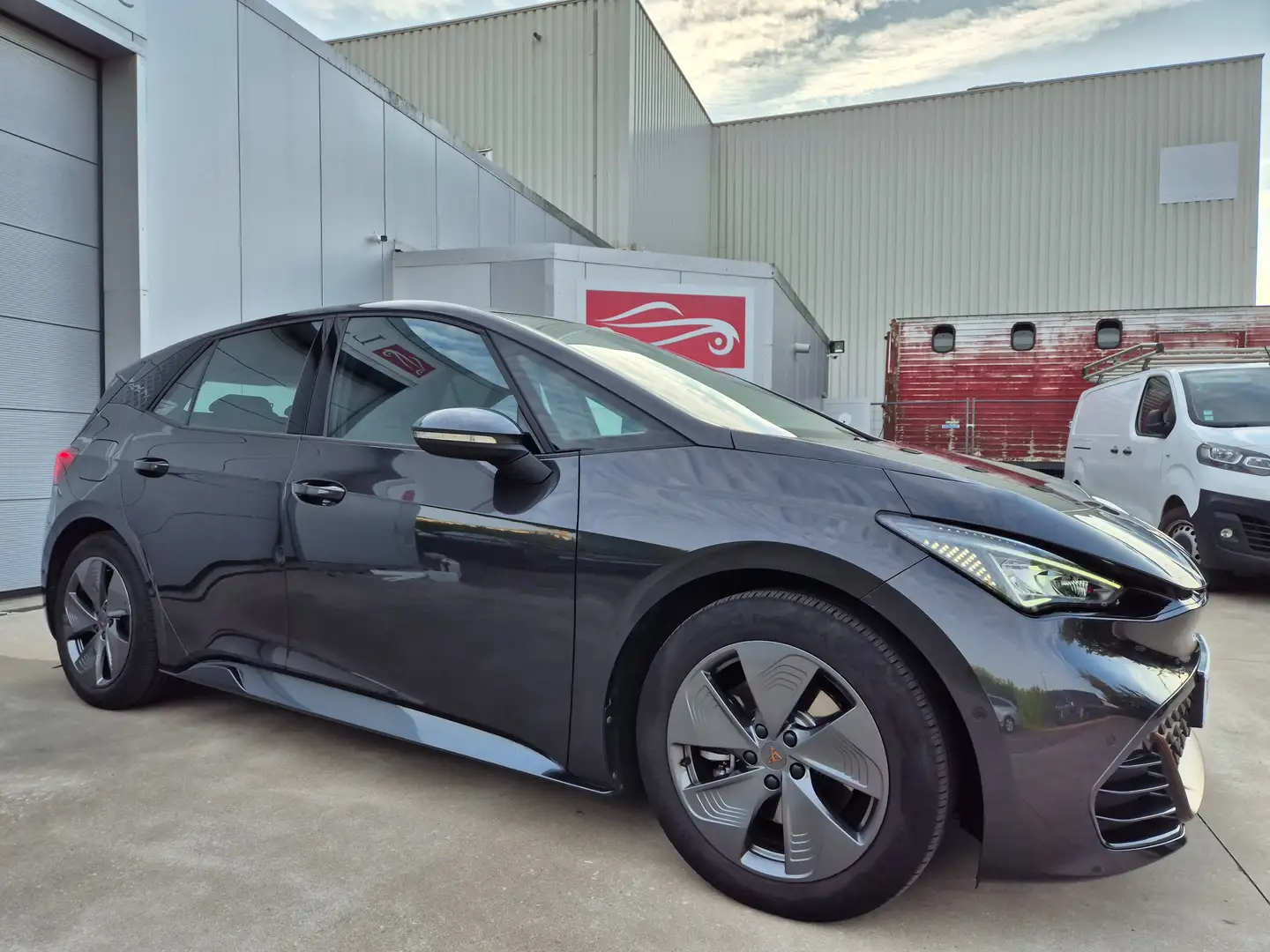 CUPRA Born 58 kWh // 39.101 KM // 2022 !! Gris - 1