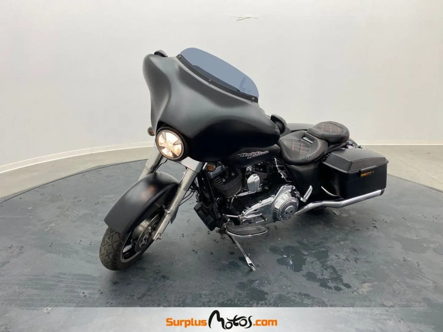 Harley-Davidson Street Glide FLH 1690 Noir - 1