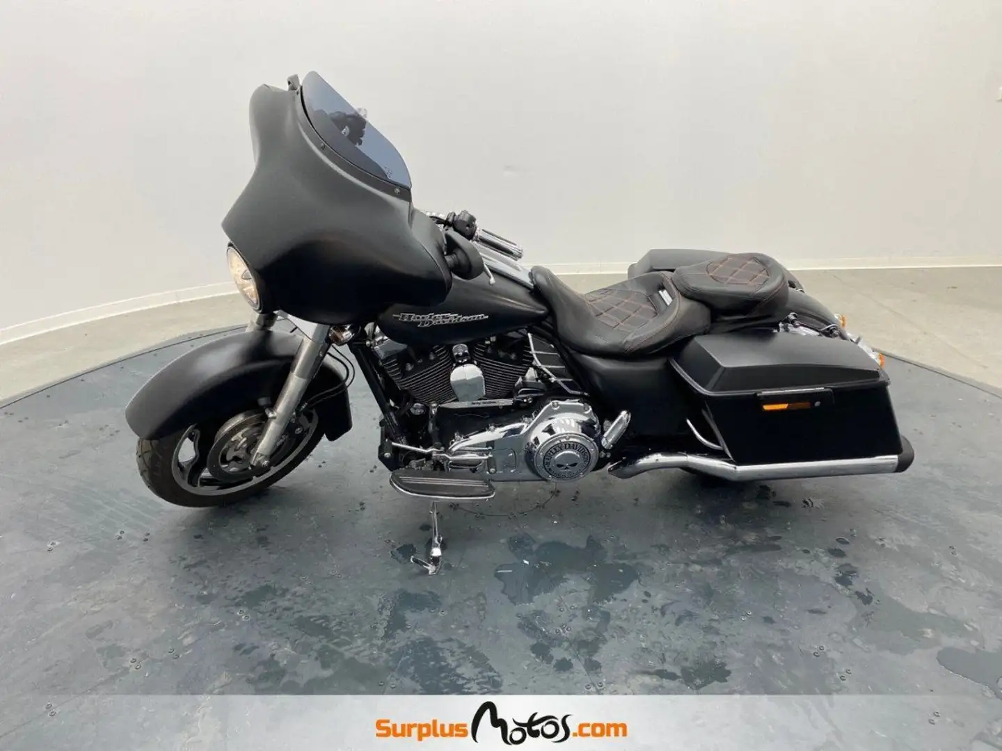 Harley-Davidson Street Glide FLH 1690 Noir - 2