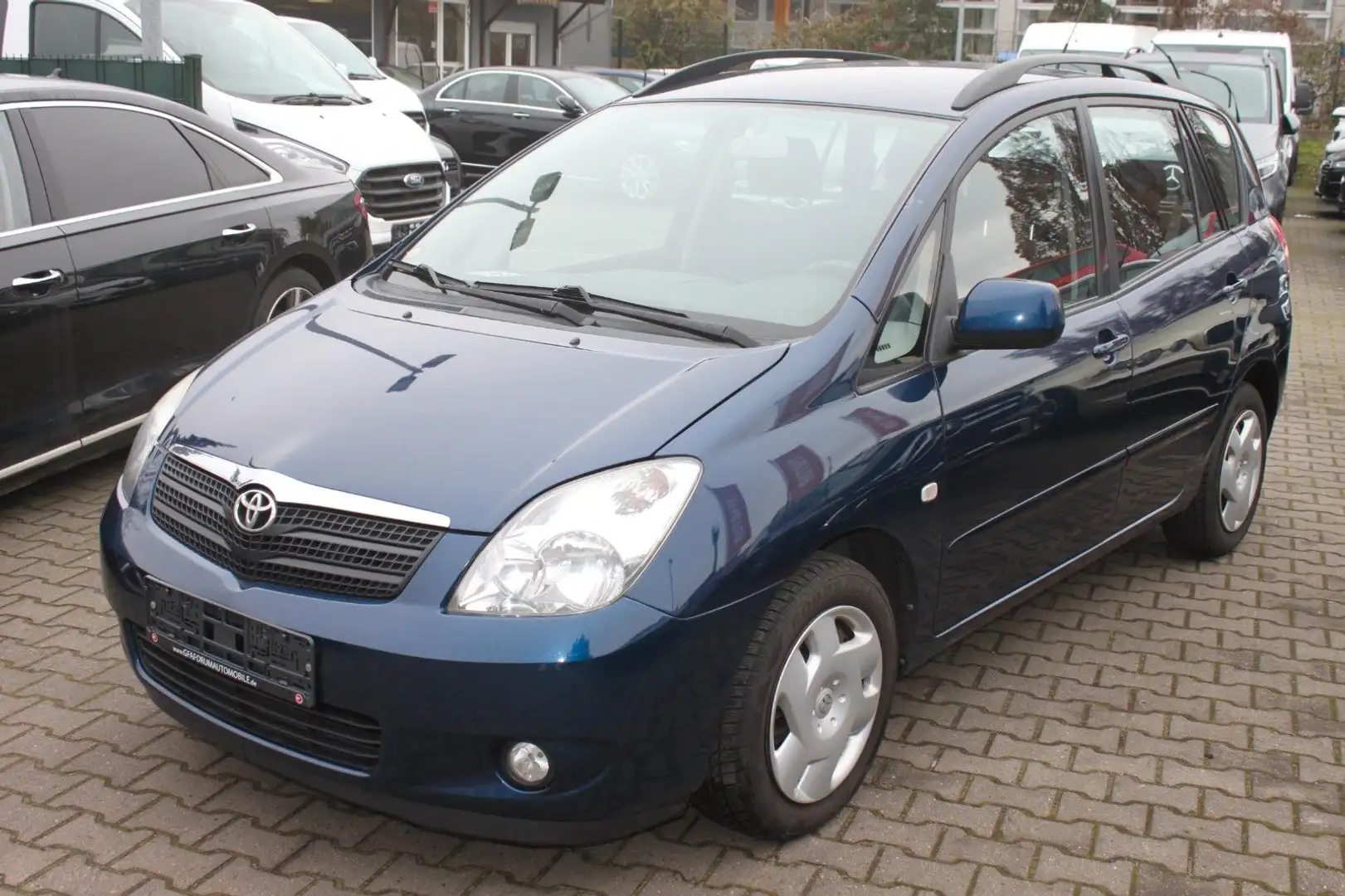 Toyota Corolla Verso 1.6 linea sol Blau - 1