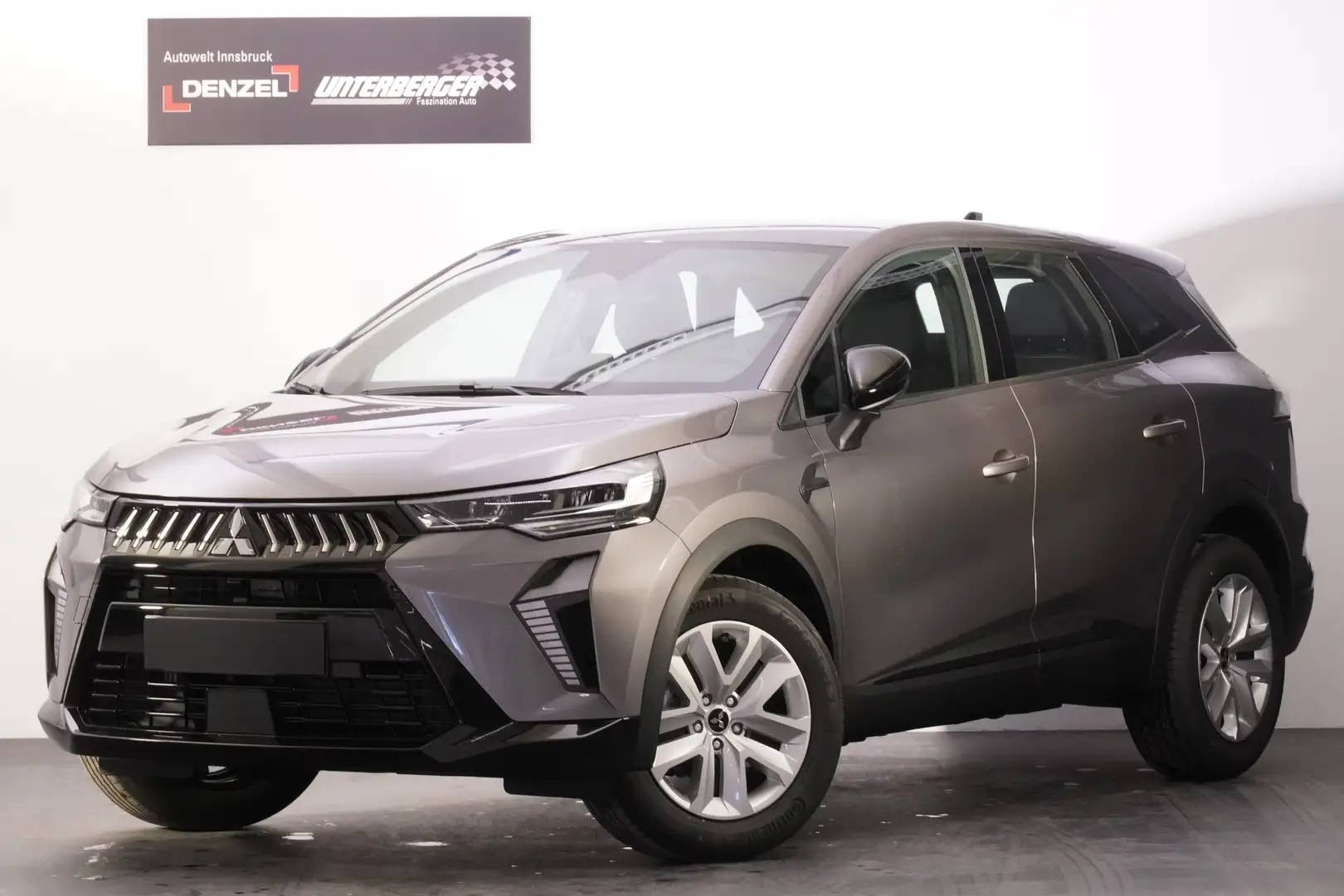 Mitsubishi Grandis 1,3 Petrol Invite C 26 Grau - 2