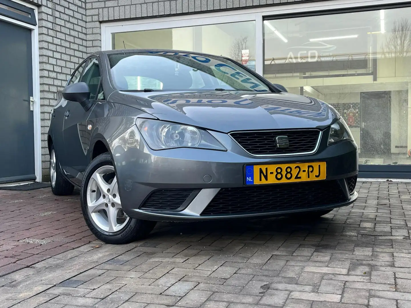 SEAT Ibiza 1.4 Style Prachtige auto Grijs - 2