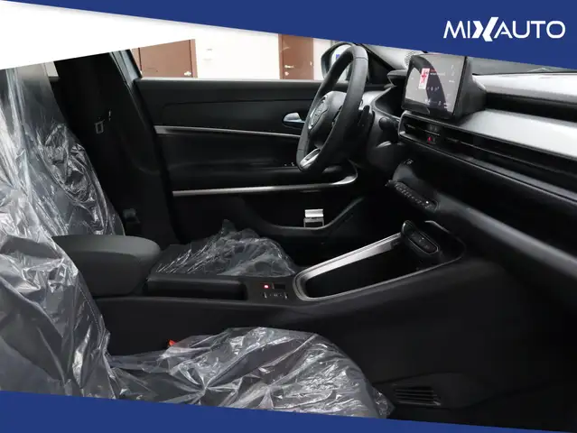 Jeep Avenger view 15