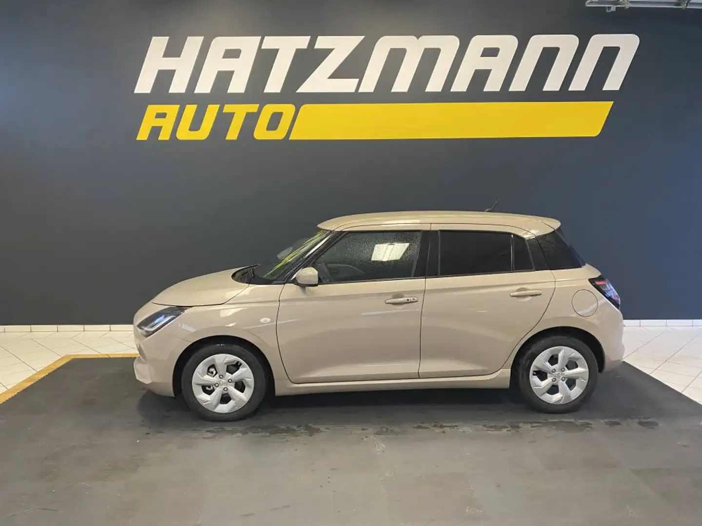 Suzuki Swift SWIFT Shine Hybrid 1,2 82PS 5G Schalter - 1
