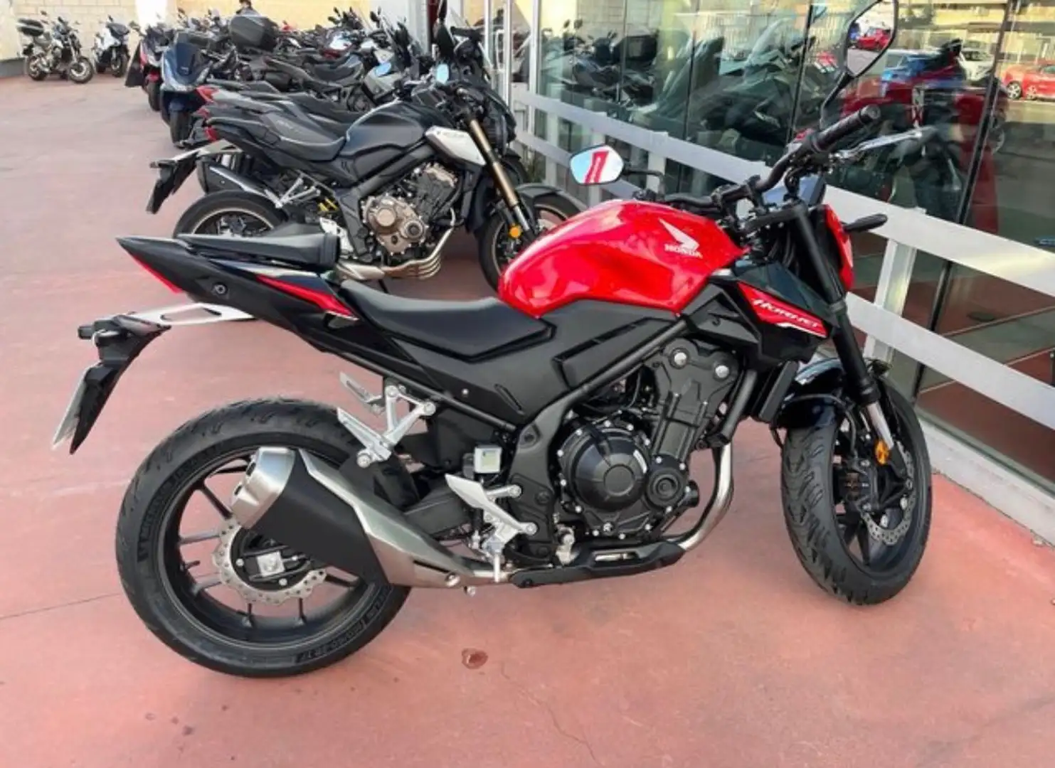 Honda CB 500 Hornet Rojo - 1