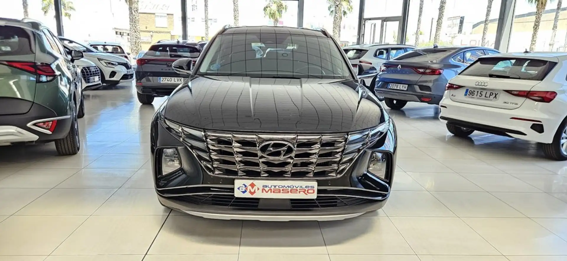 Hyundai TUCSON 1.6 CRDI 100kW (136CV) 48V Tecno DCT 2C Negro - 2