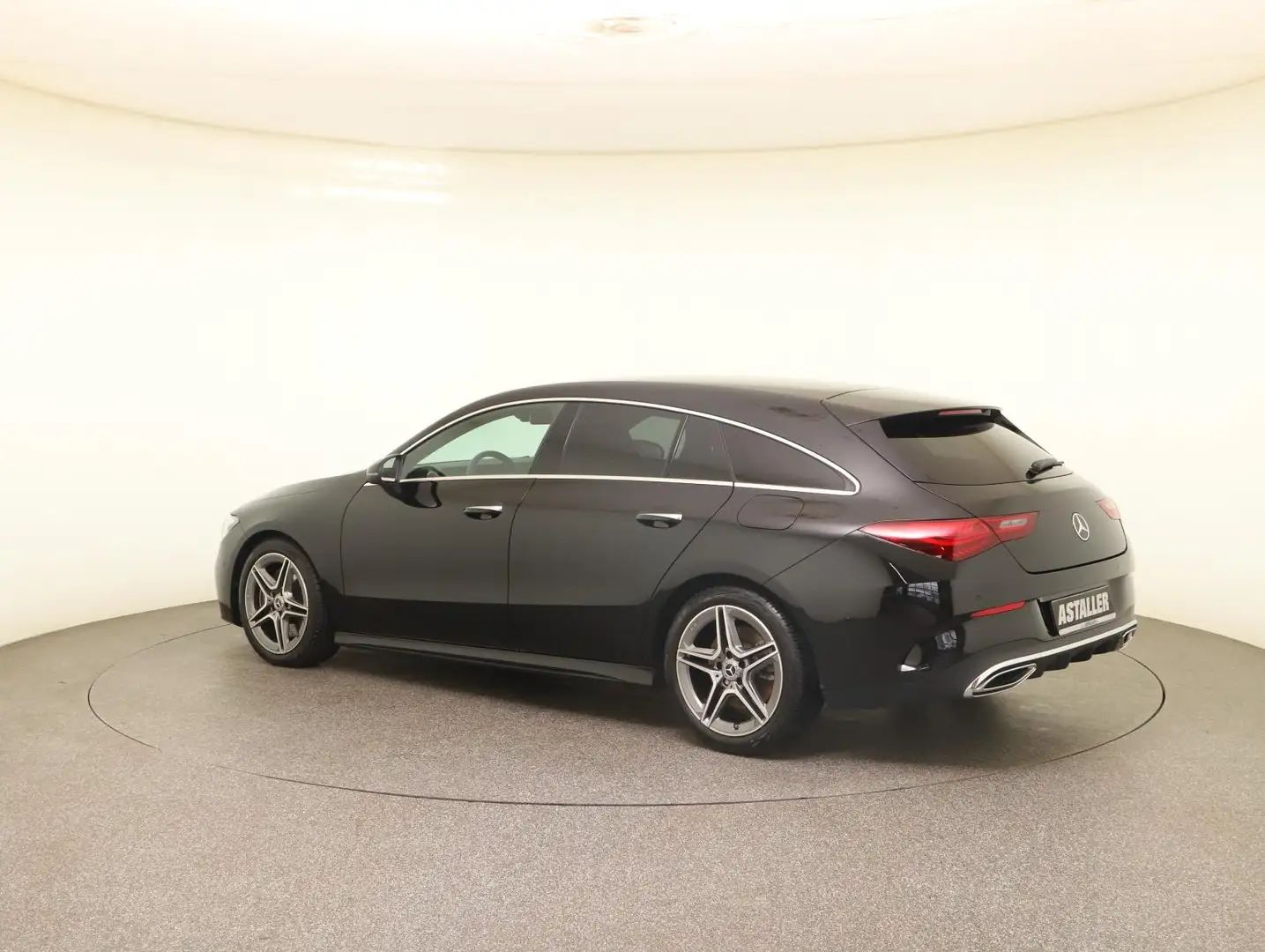 Mercedes-Benz CLA 250 4M SB AMG Line Premiump+LED+Winterp+Park Schwarz - 2