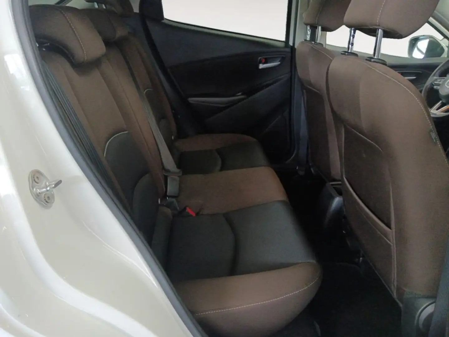 Mazda 2 1.5 SKYACTIV-G M-Hybrid Origin Blanc - 2