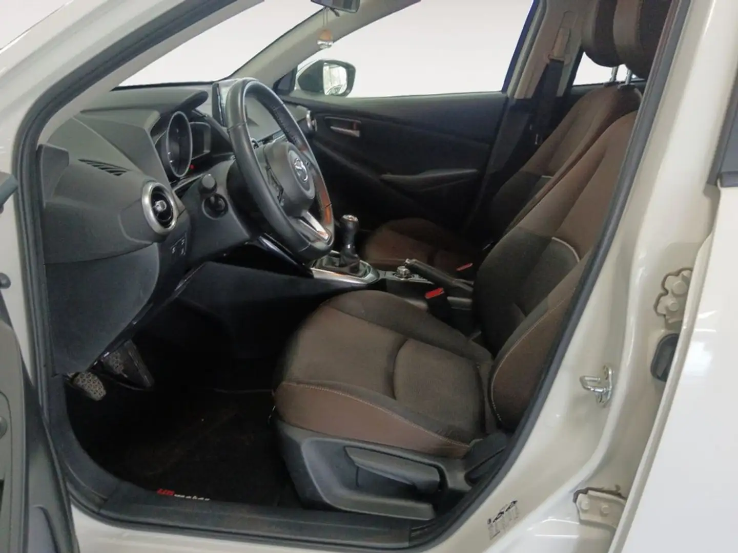 Mazda 2 1.5 SKYACTIV-G M-Hybrid Origin Blanc - 1