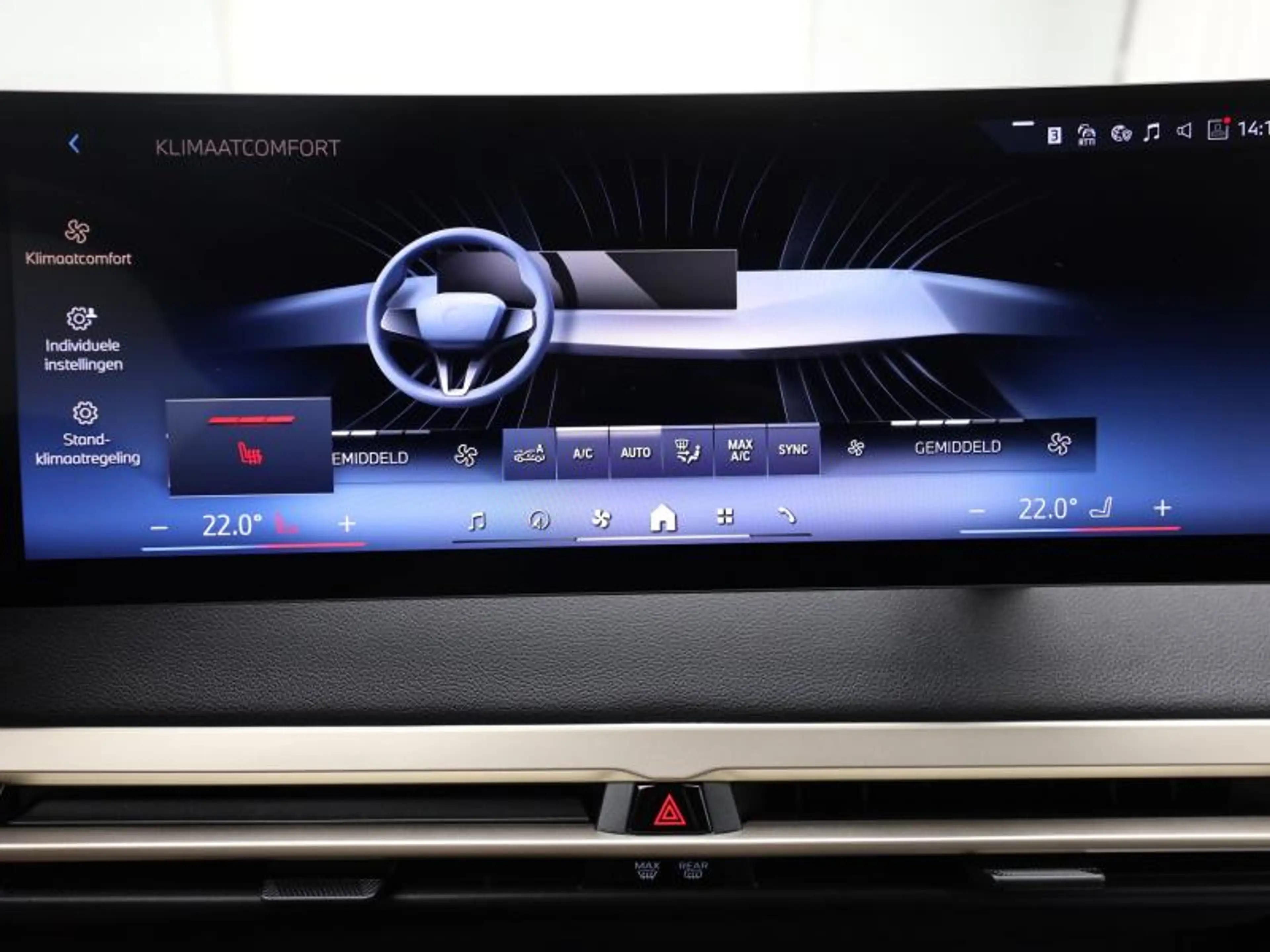 BMW iX SPORTPACK - ACC - HARMAN-KARDON — photo 14