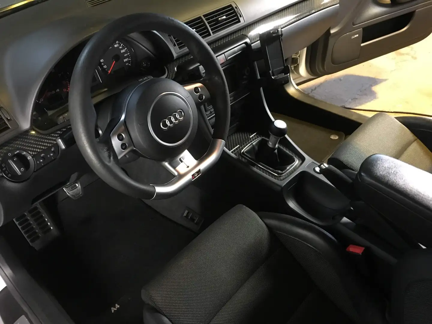 Audi RS4 4.2i V8 40v Quattro - 2