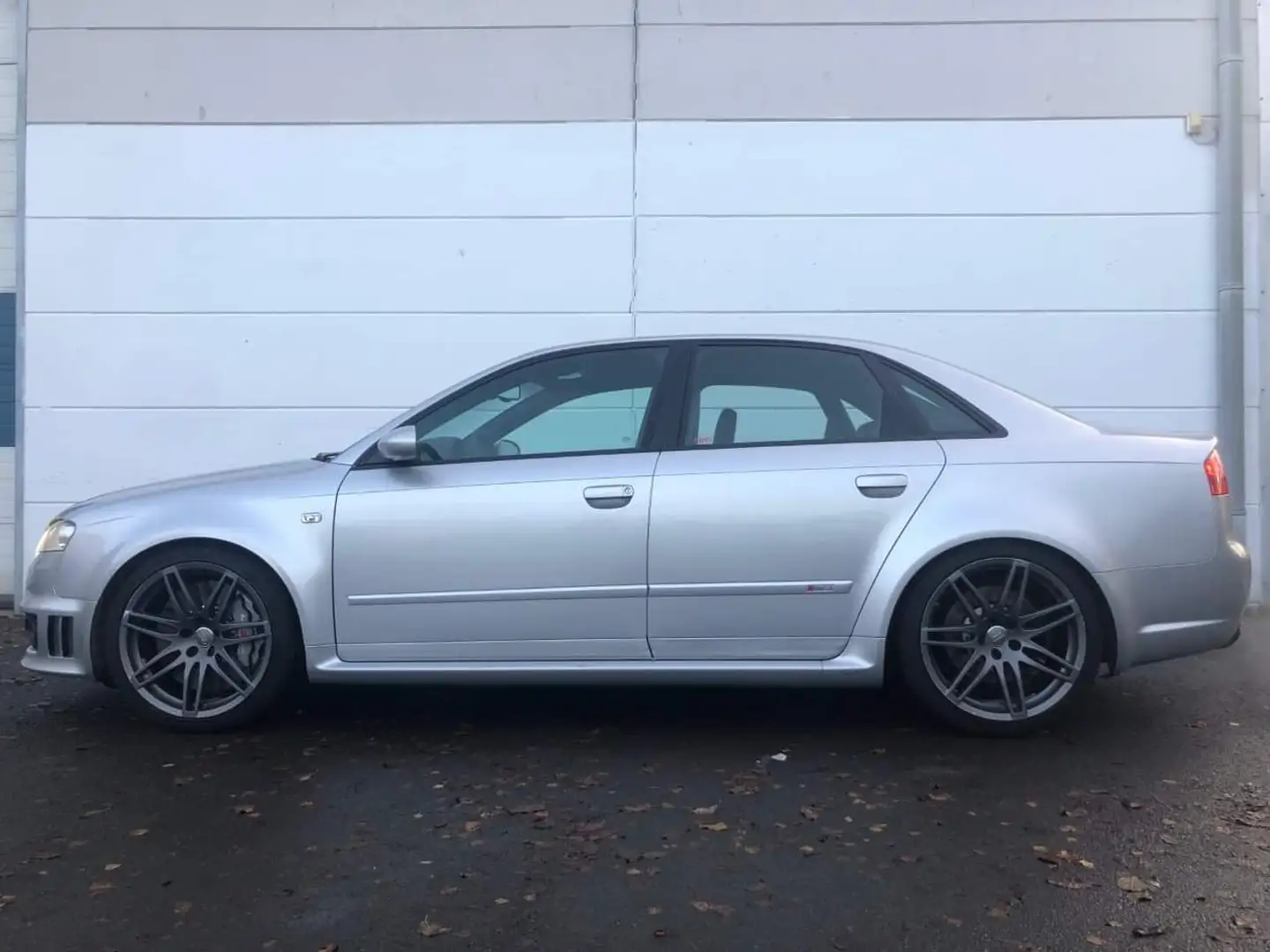 Audi RS4 4.2i V8 40v Quattro - 1
