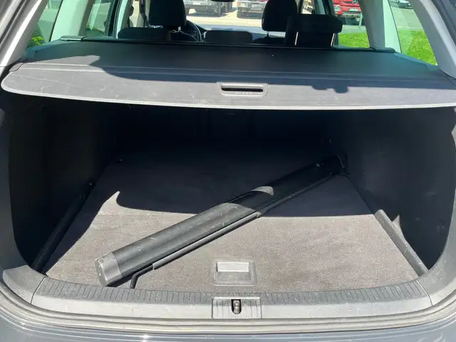 Volkswagen Golf view 15