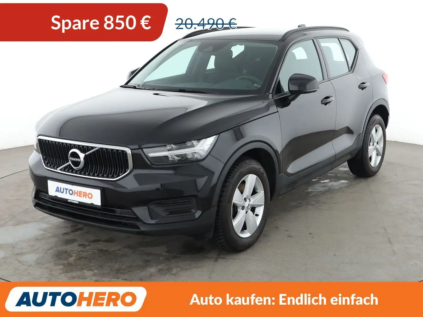 Volvo XC40 1.5 T2 Momentum Core 2WD *TEMPO*CAM*PDC*SHZ*ALU* Schwarz - 1