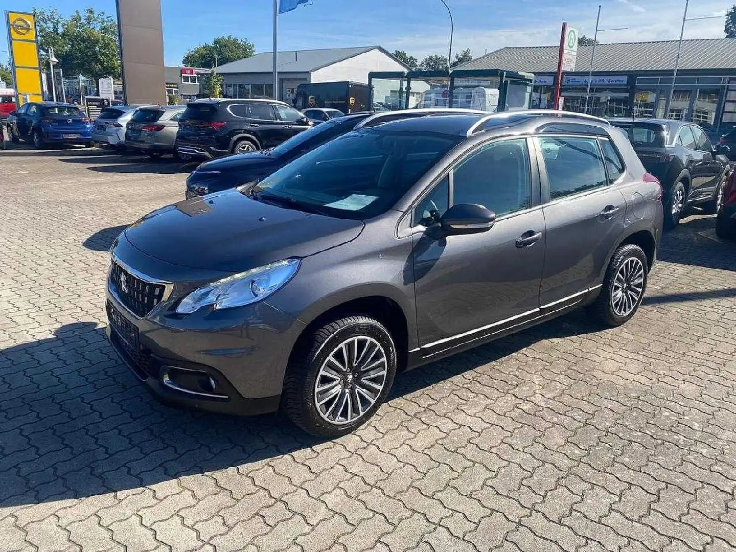 Peugeot 2008 Active Gris - 2
