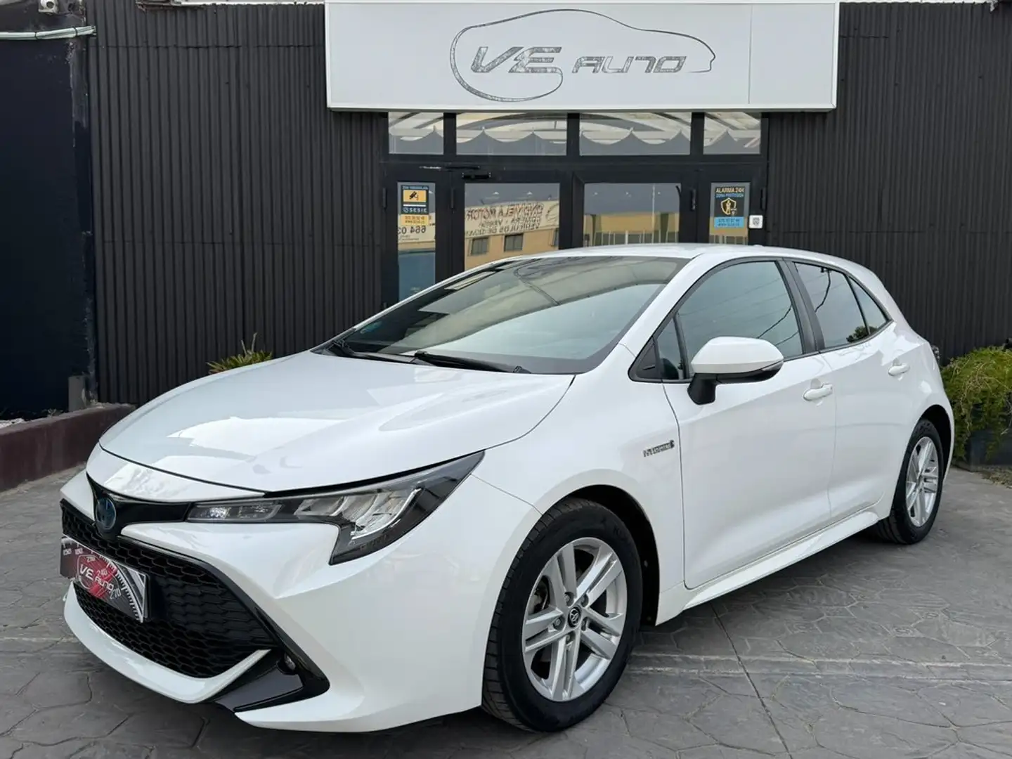 Toyota Corolla 1.8 125H ACTIVE TECH E-CVT Blanco - 1