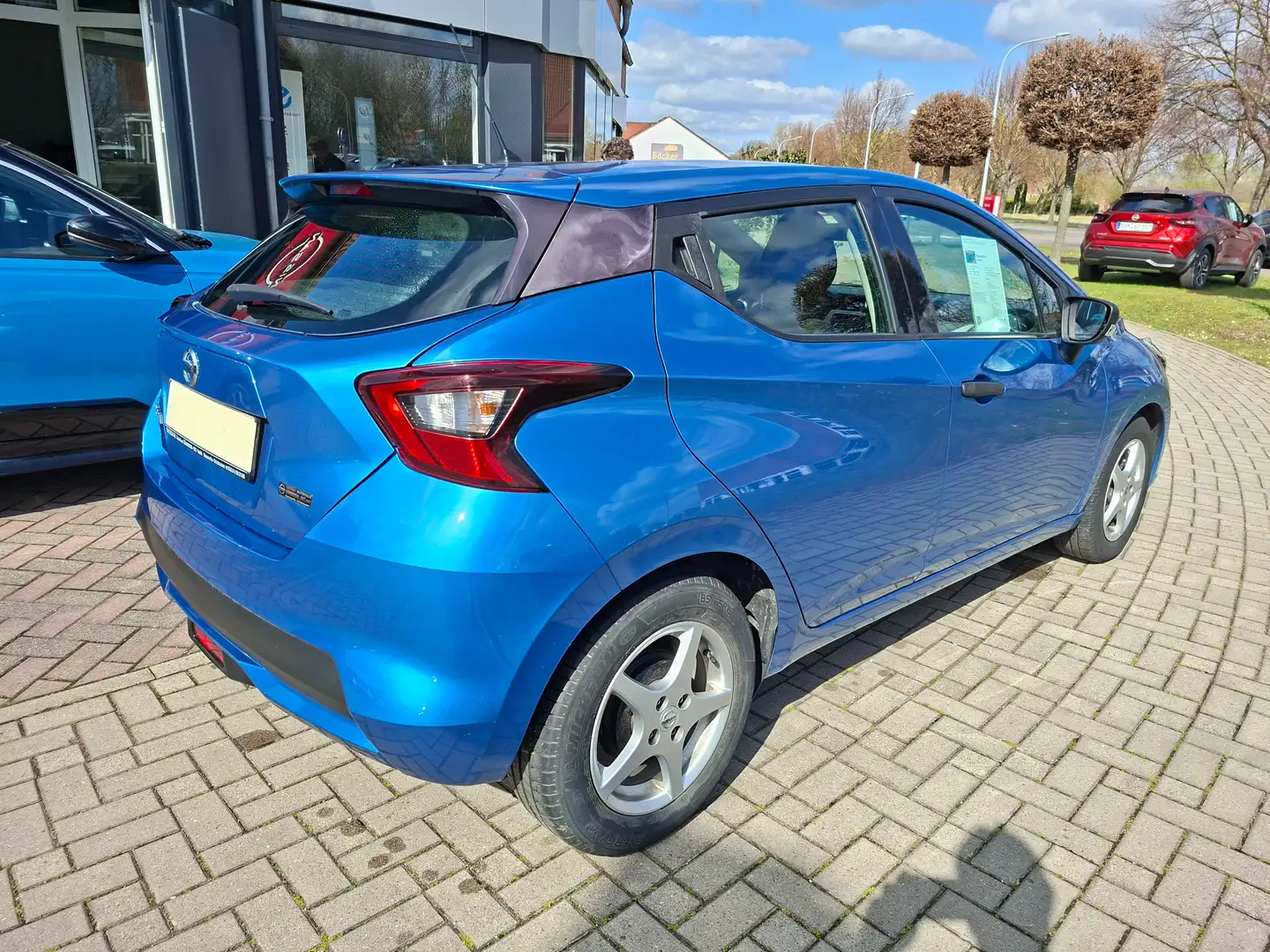 Nissan Micra Visia Plus Azul - 2