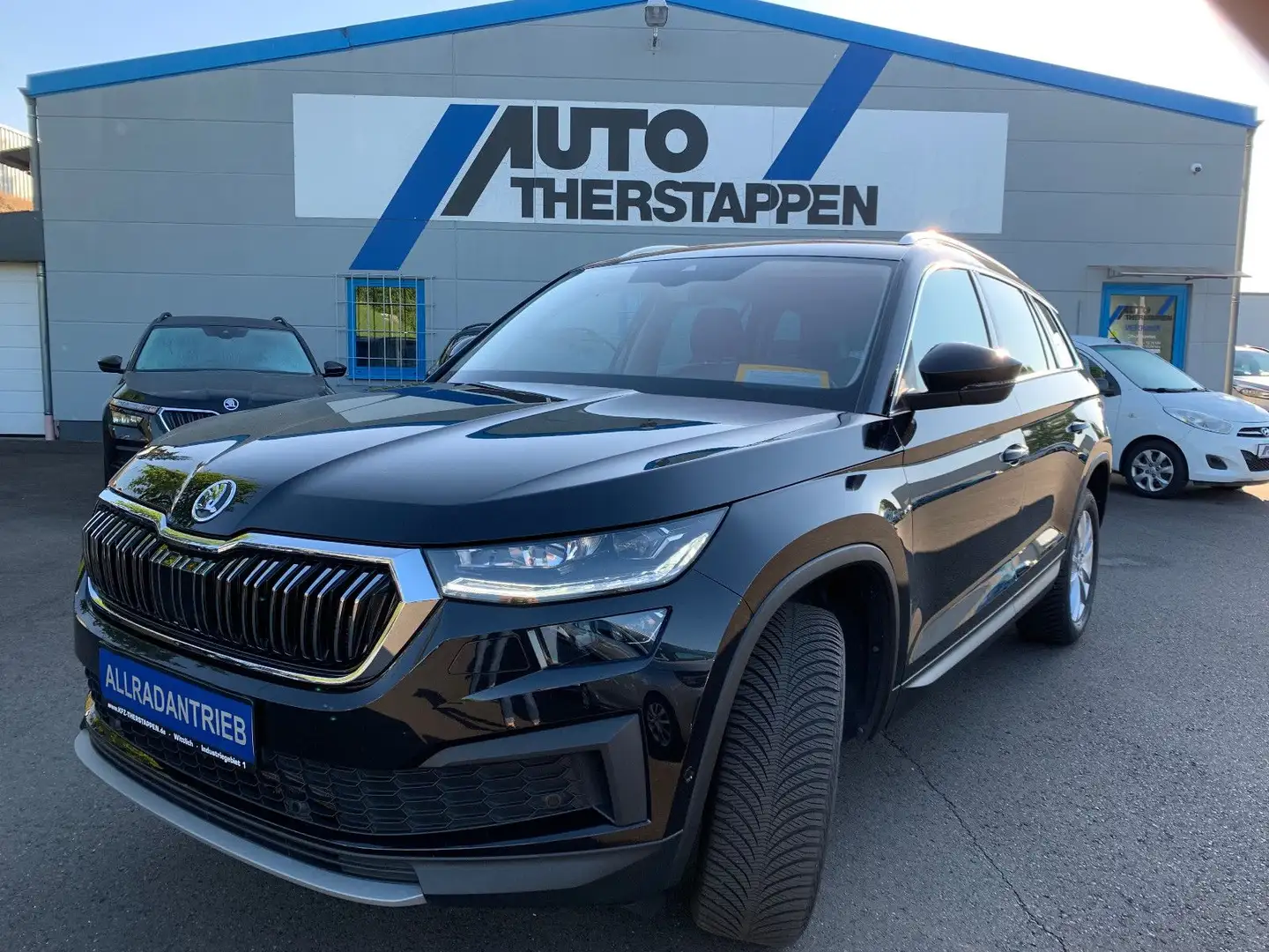 Skoda Kodiaq Style 4x4 NAVI/AppConnect/AHK/Allwetter Schwarz - 1