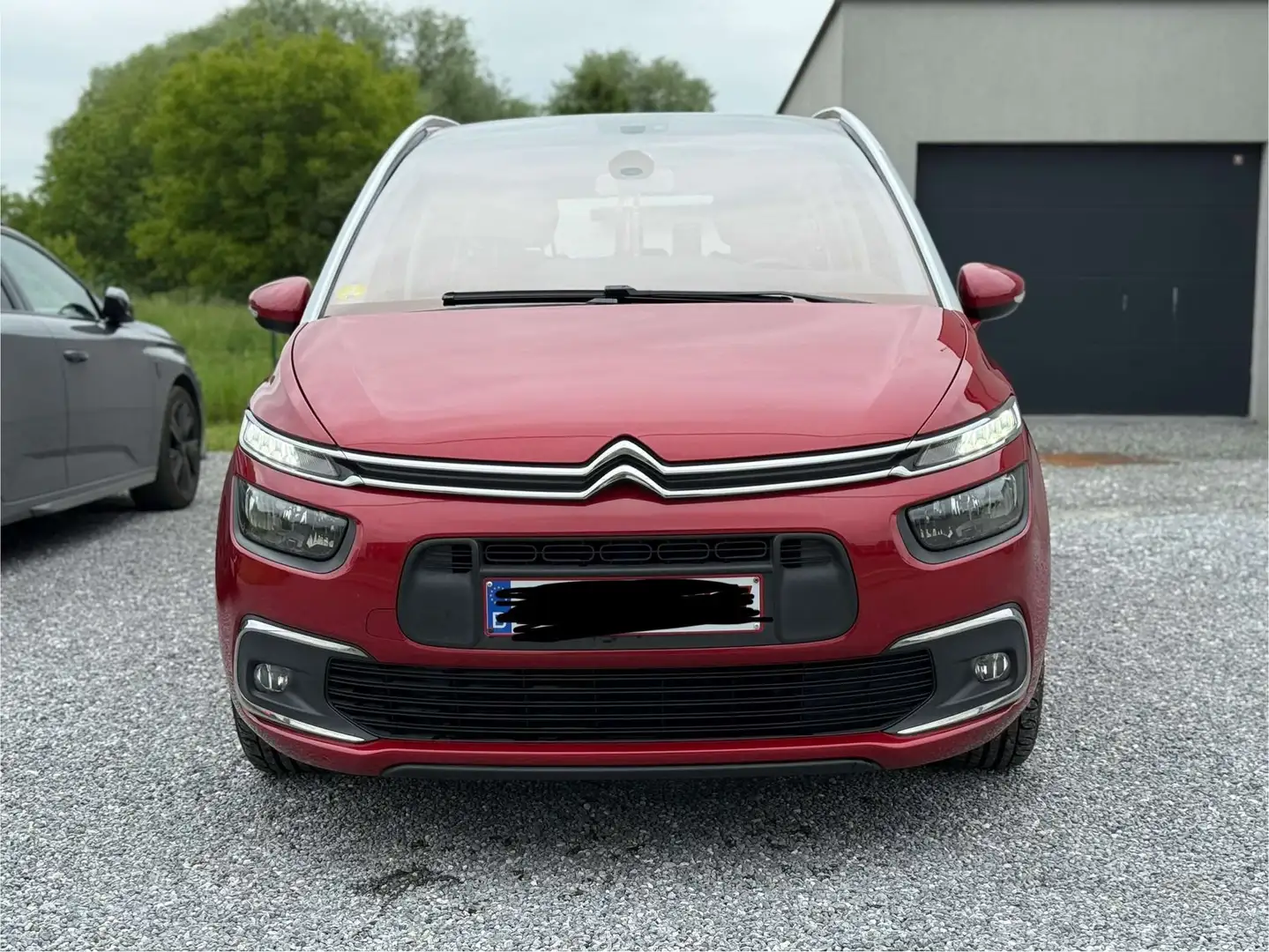 Citroen C4 Picasso 1.6 BlueHDi 7 Places Rouge - 2