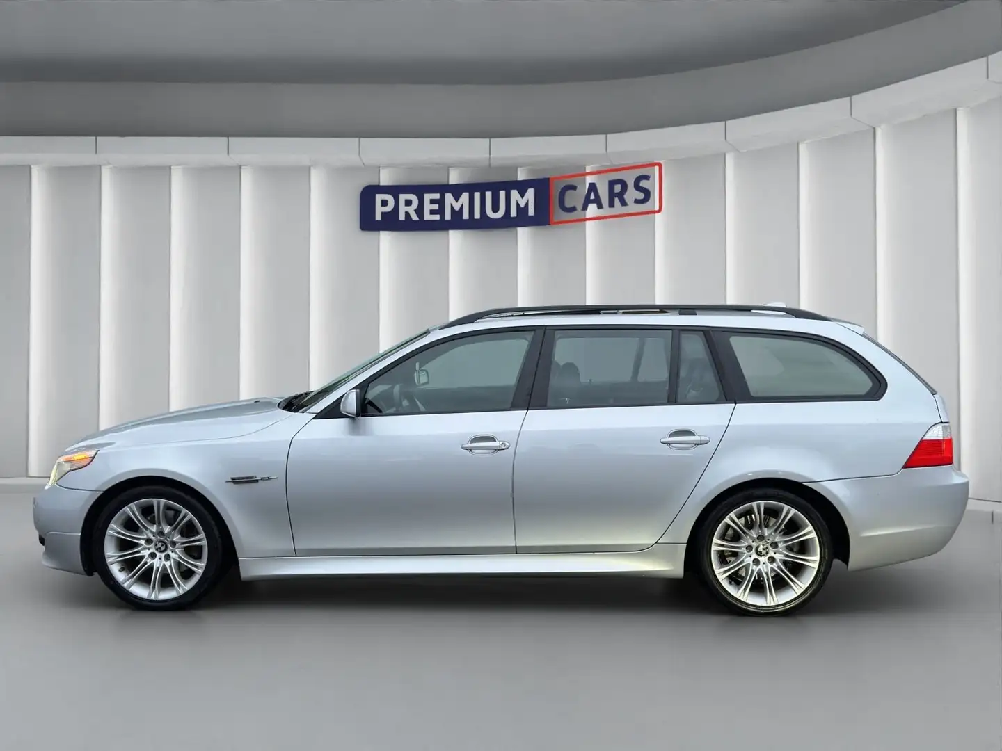 BMW 530 d Touring M-Sport *Garantie*Finanzierung* Silber - 2