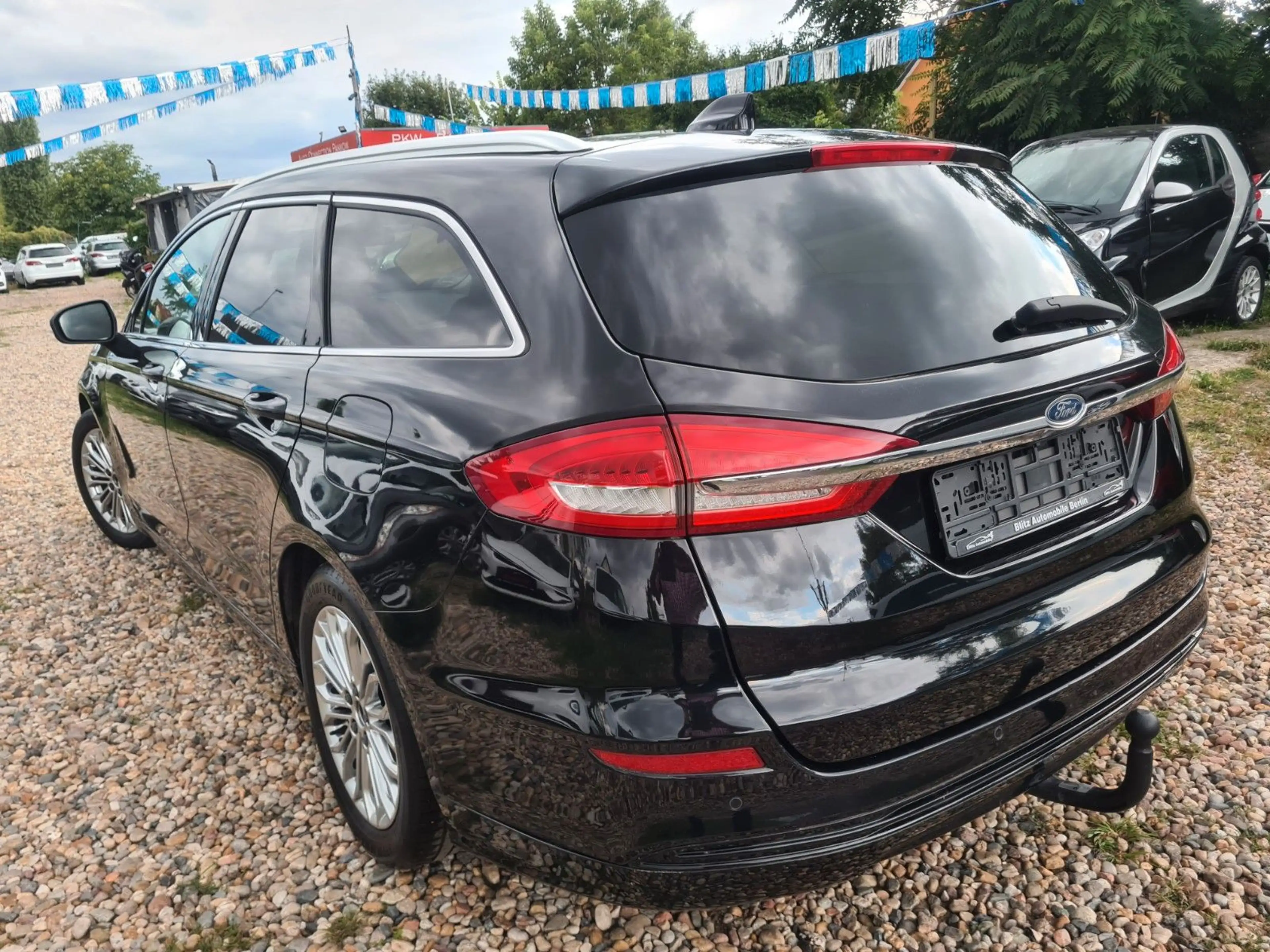 Ford Mondeo Turnier 2.0 EcoBlue Titanium Automatik — photo 3
