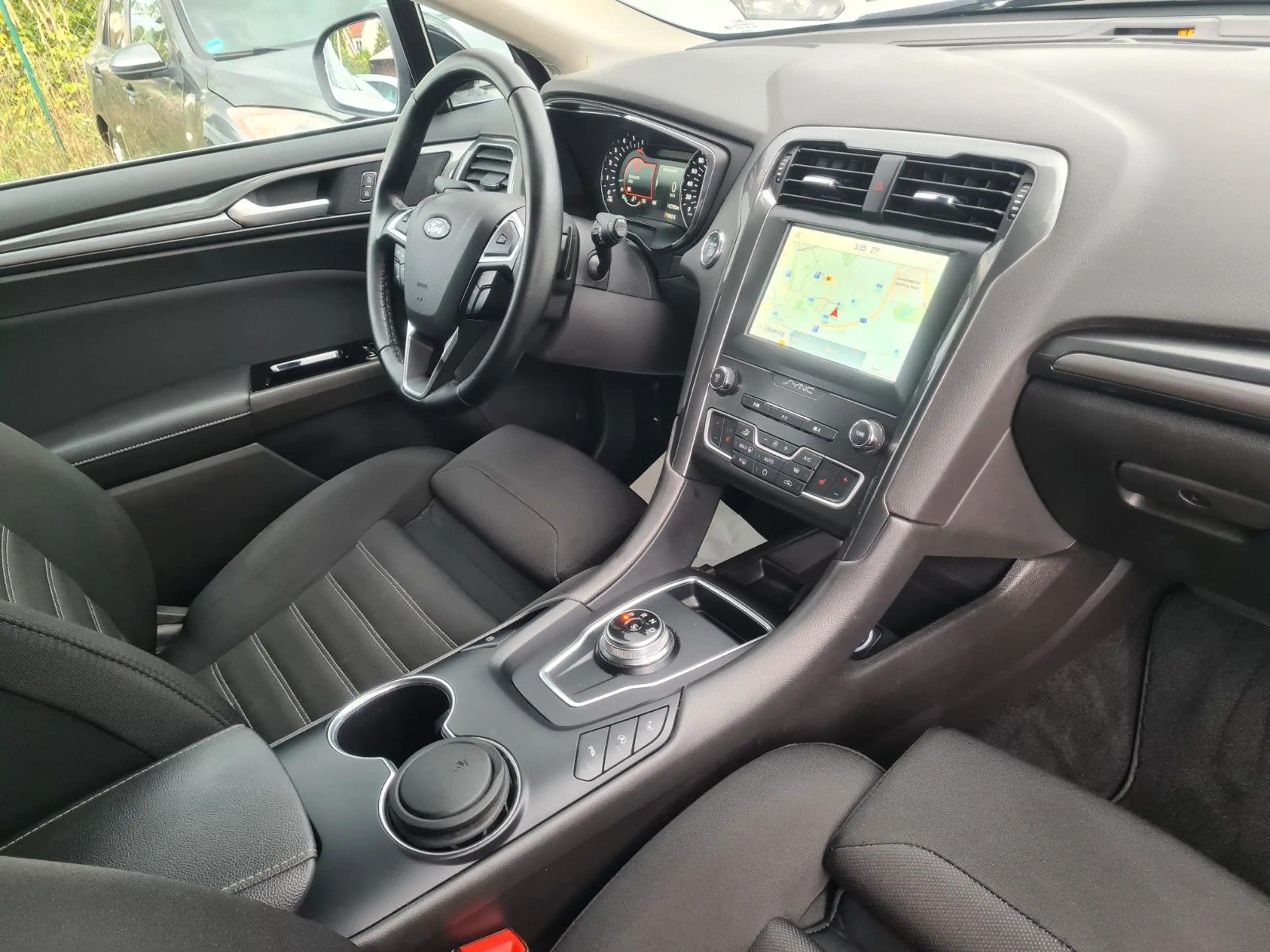 Ford Mondeo Turnier 2.0 EcoBlue Titanium Automatik — photo 6